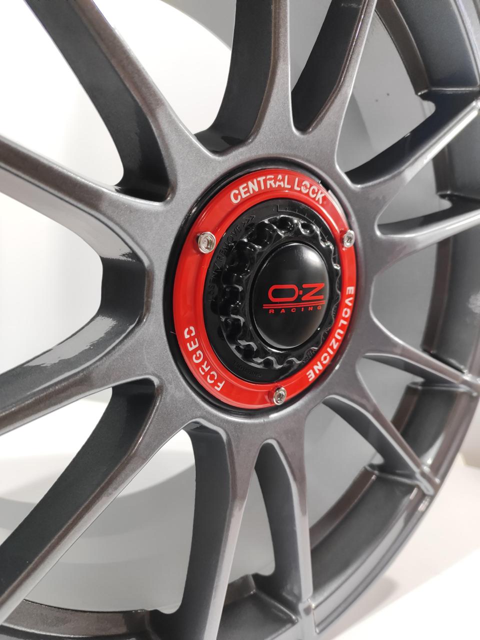 Jogo de rodas Scorro S281 17x7,5