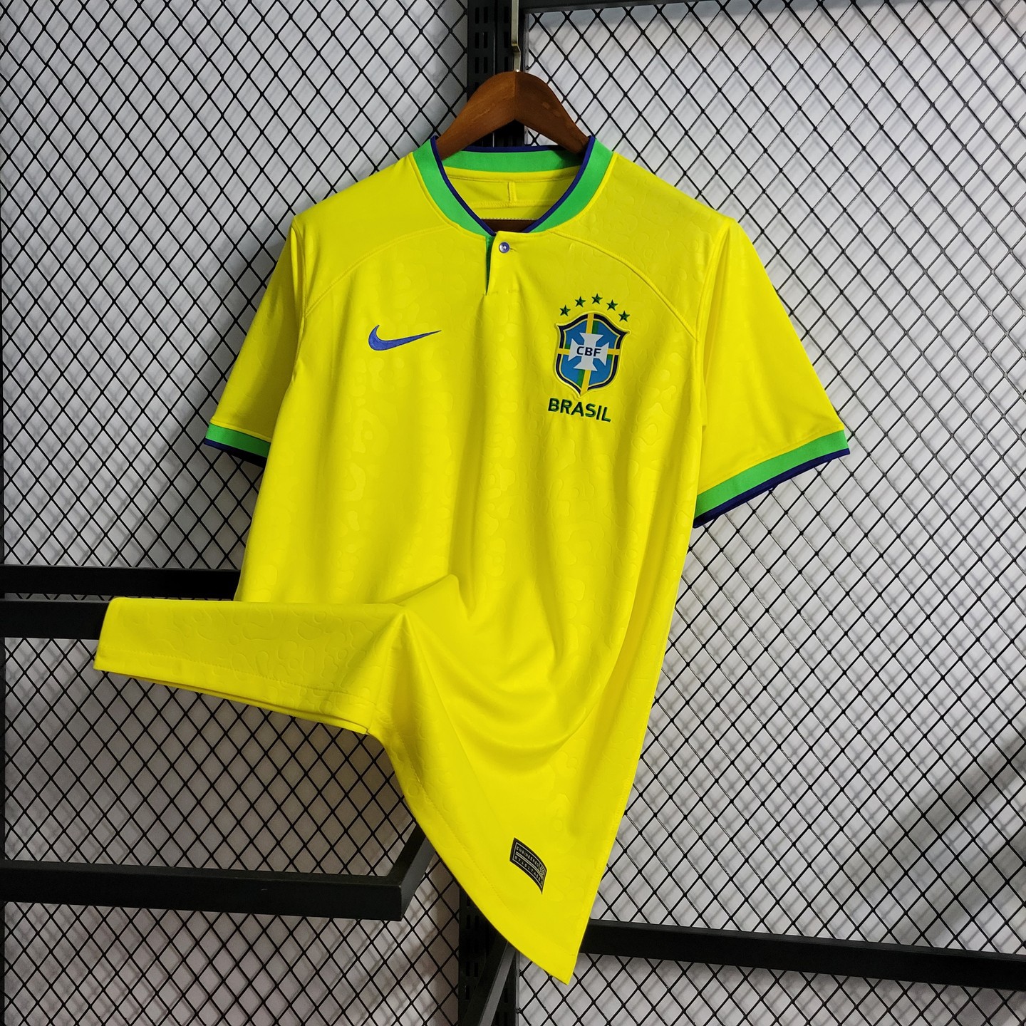 Camisa Seleção Brasileira Copa Do Mundo Qatar 22/23 - Versão Torcedor  Masculina - Amarela - artilheirostore
