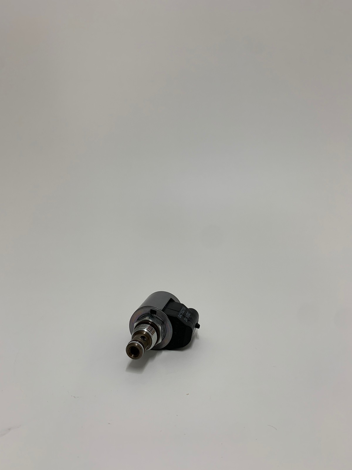 20795296 - Válvula Solenoide - EC160, EC180, EC210, EC235, EC240, EC250 ...