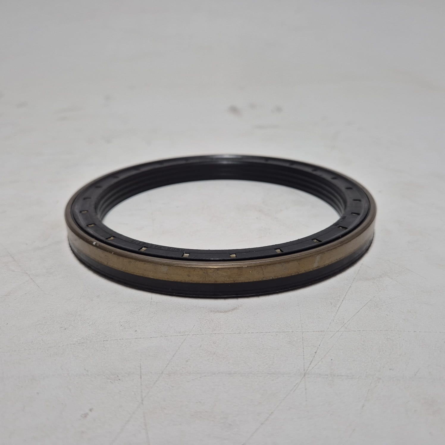 47123727 - Retentor - New Holland - Peças para Veículos Pesados Isam ...