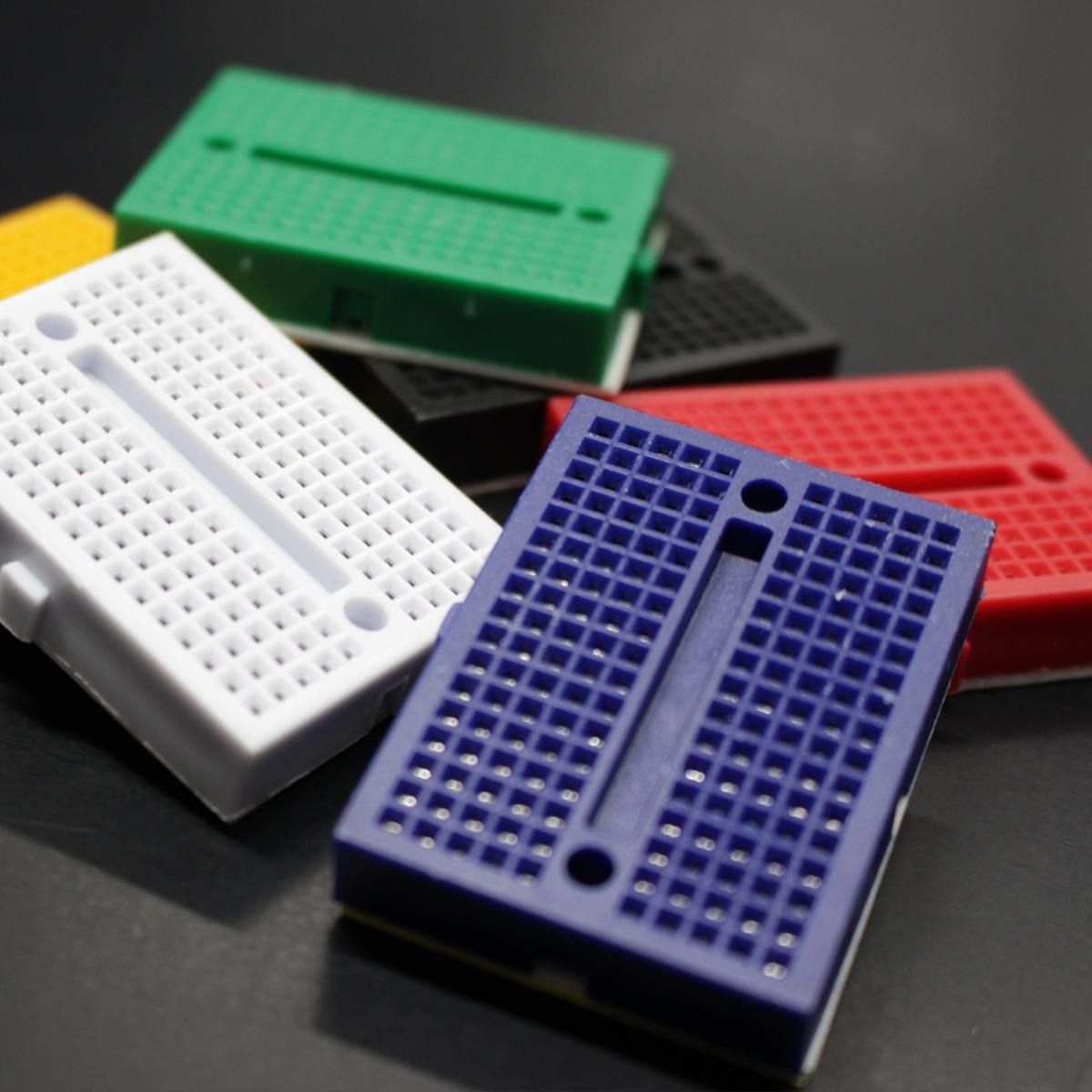 Kit com 6 Protoboard 170 Pontos para Arduino - 6 Cores - Smartcomp seu ...