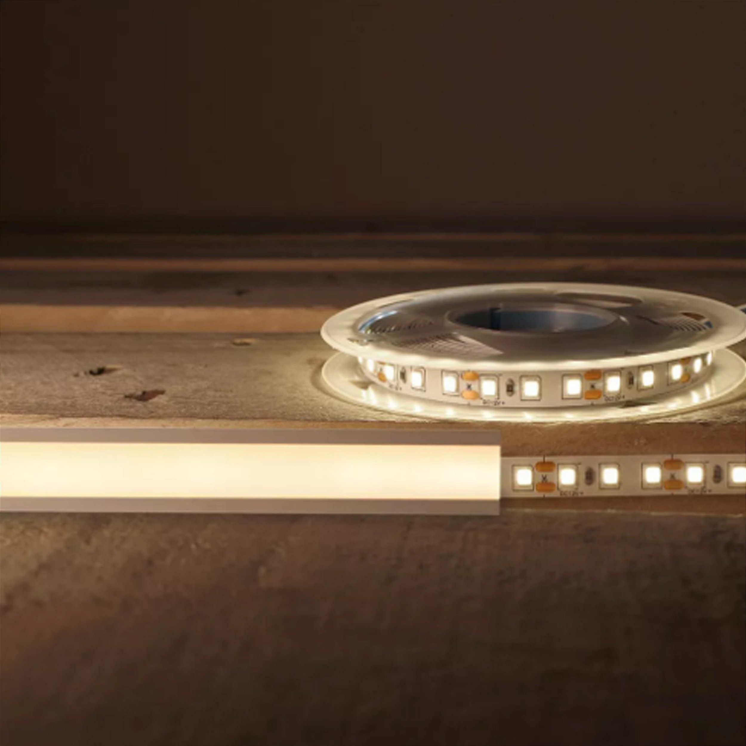 Kit Tira LED RGB 5m 24W 12V Con Fuente De Alimentación Y Mando