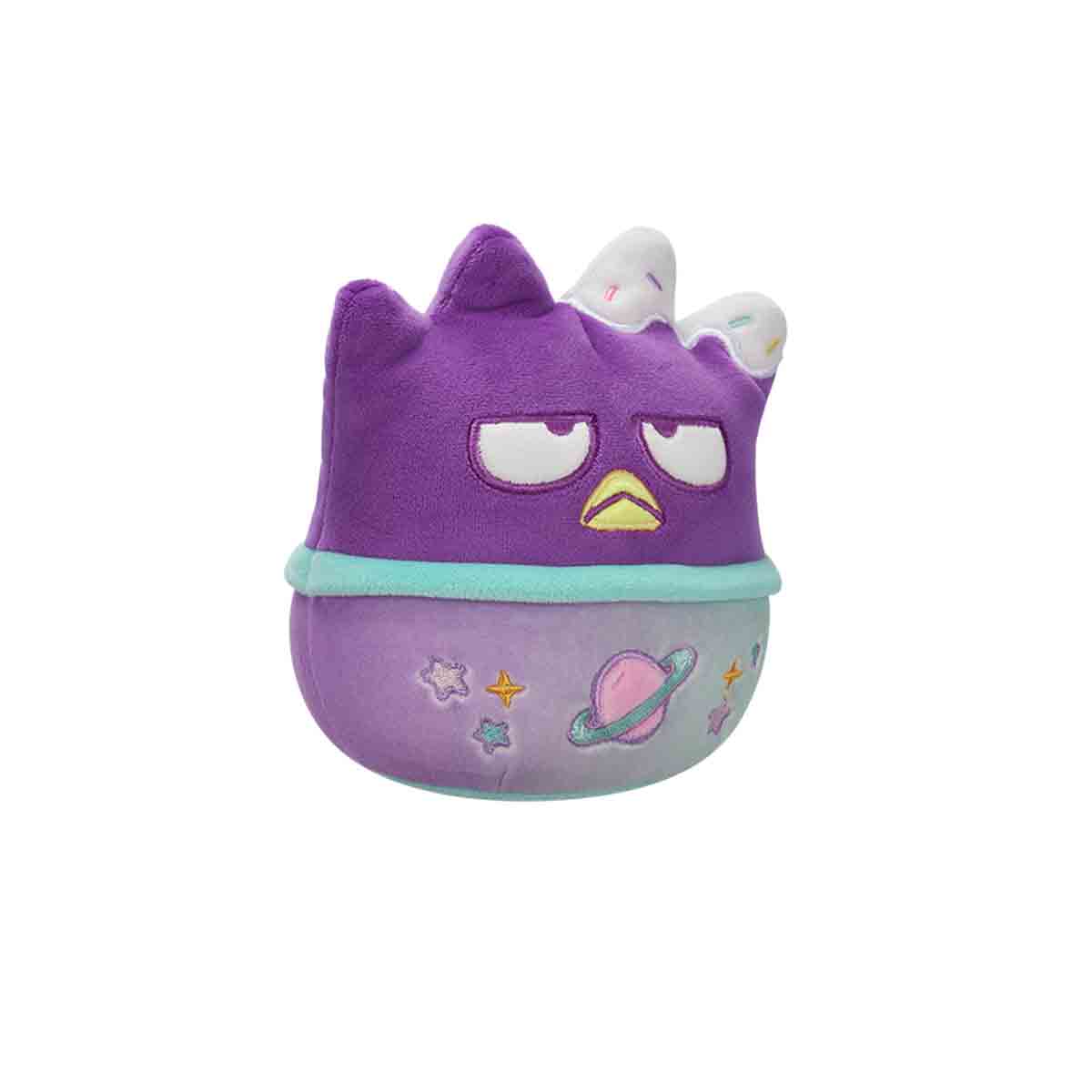Pelúcia Squishmallow Sanrio 20cm - Badtz Maru 3876 - Melhor Loja