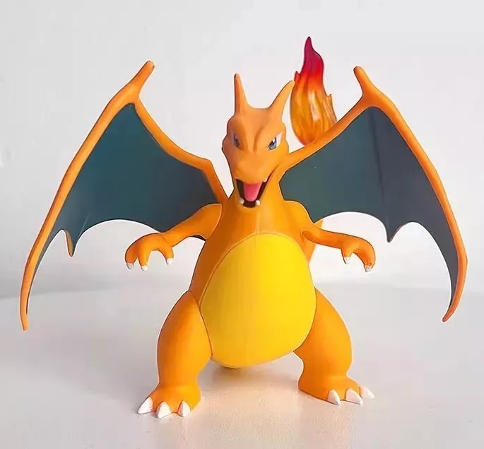 Boneco Minifigura Pokemon Charizard - Stocktoys