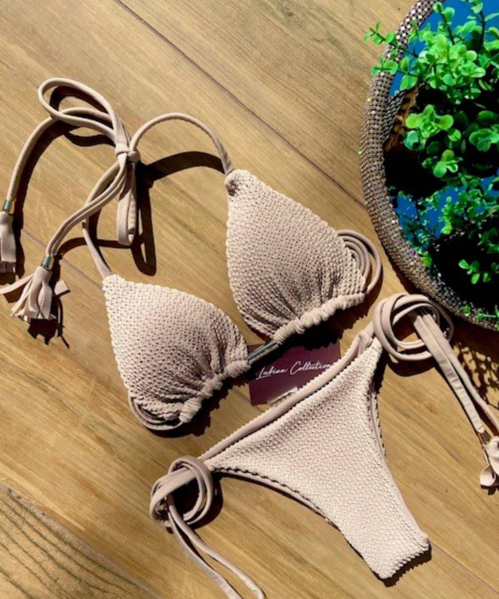 Biquíni Santorini Nude Texturizado Reversível e Empina Bumbum Coconut Beachwear Store
