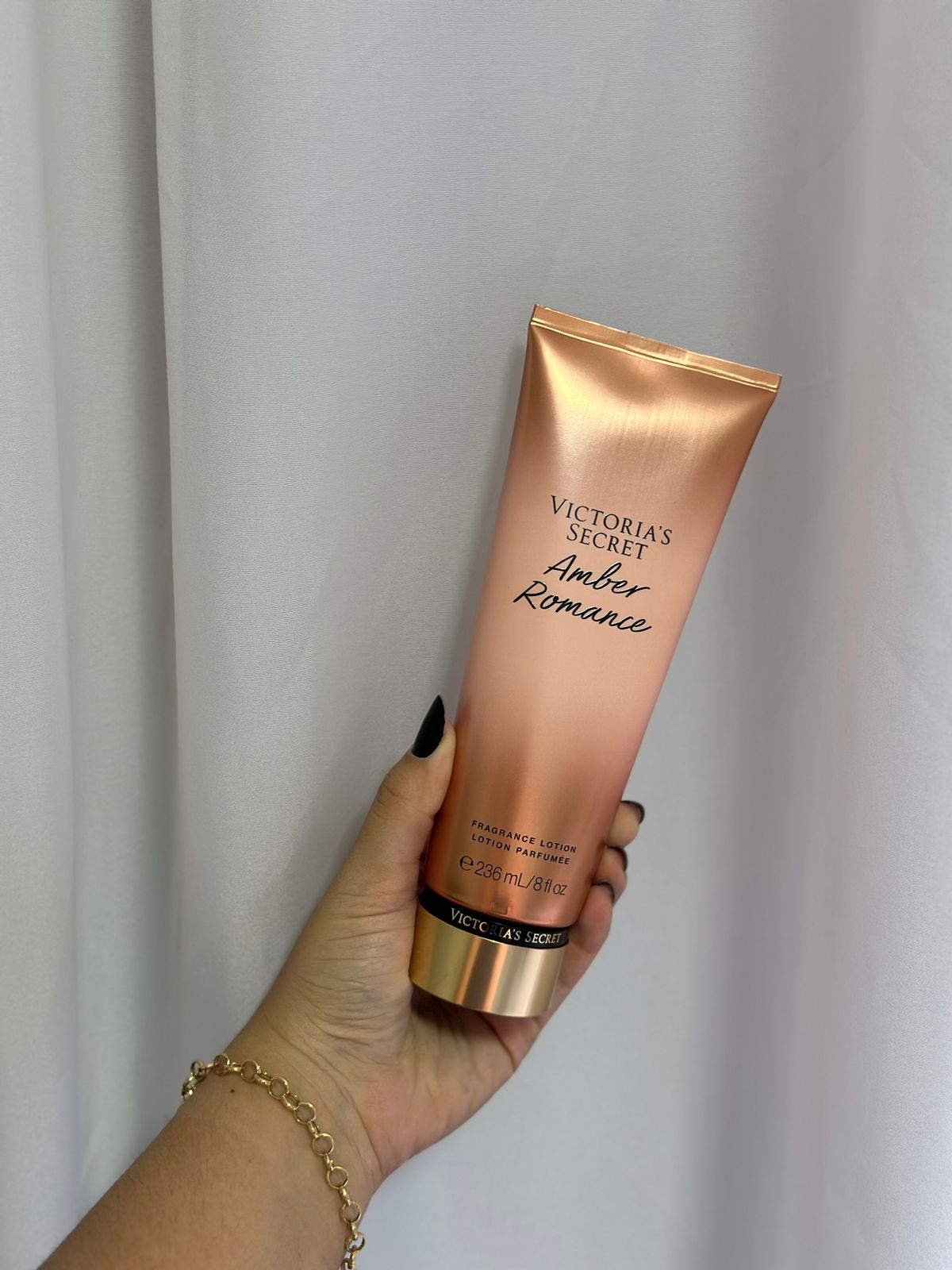 Creme Hidratante Amber Romance Victoria's Secret Lotion - 236ml