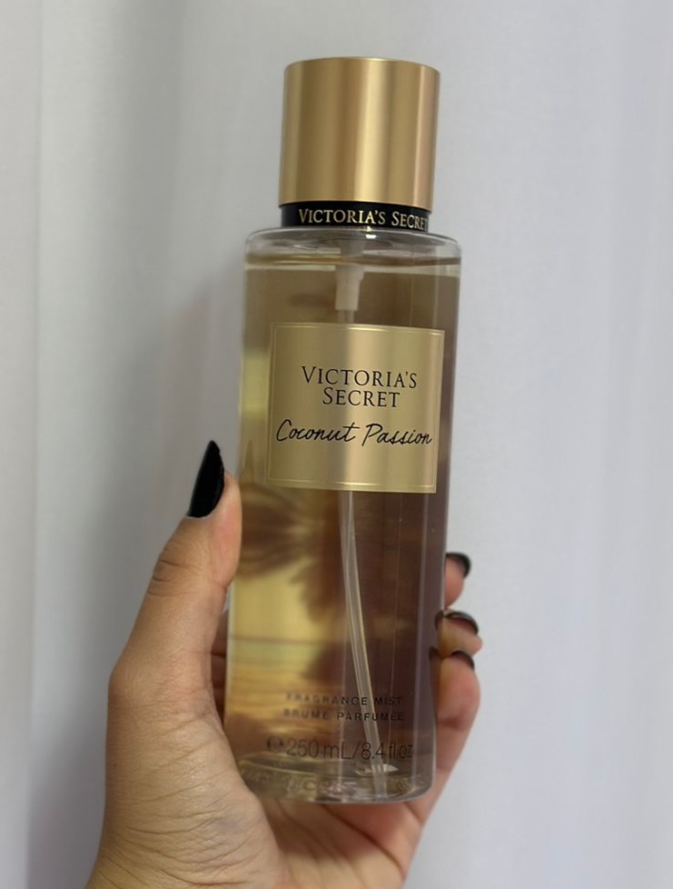 Victorias Secret Coconut Passion Fragrance Mist 8.4 oz 