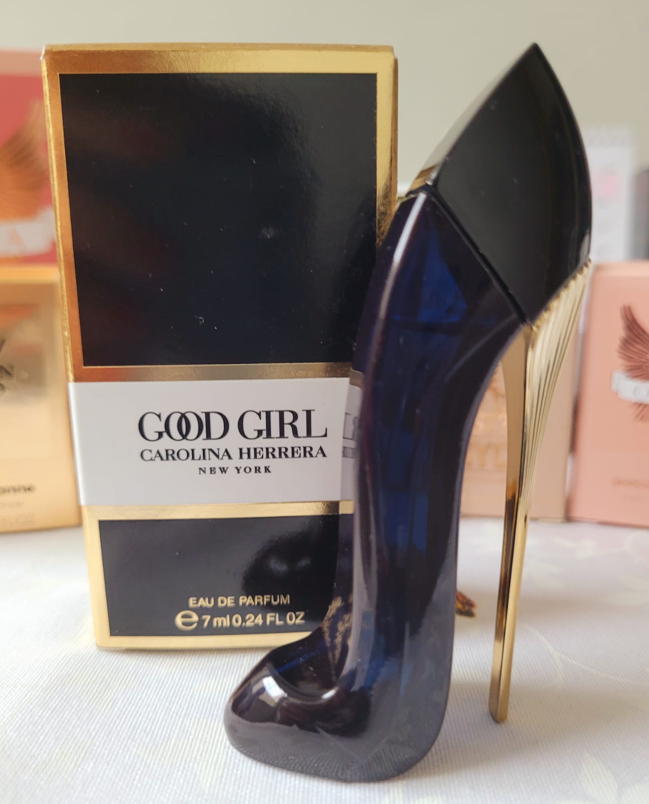 Good Girl - Official  Carolina Herrera New York 