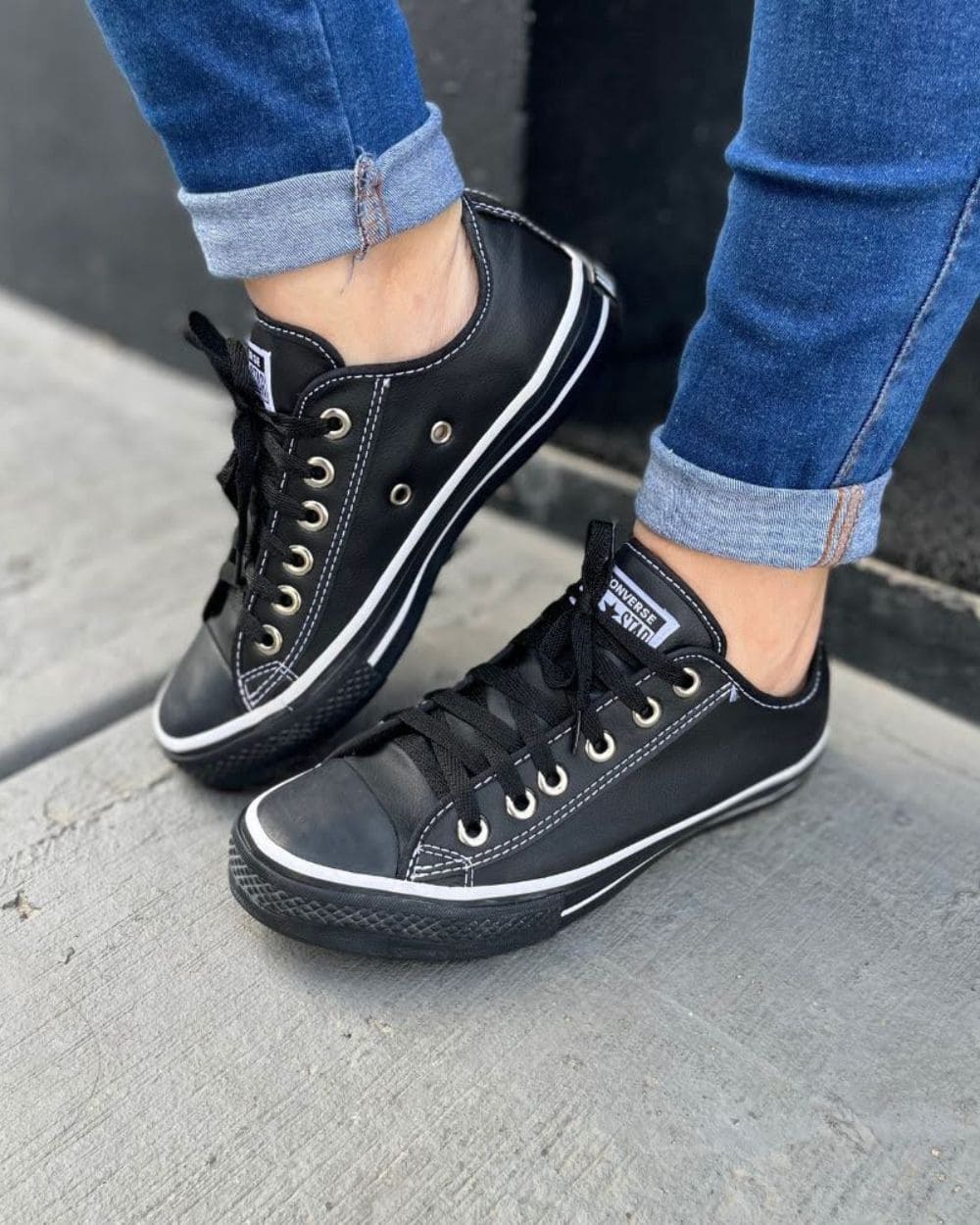 Converse All Star Baixo Preto Couro