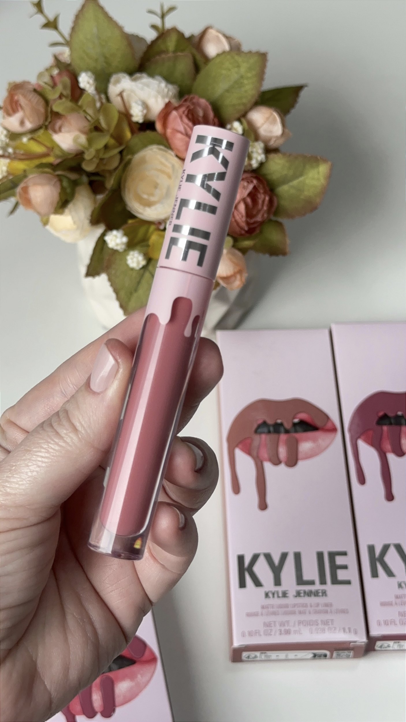 Lip combo Kylie Jenner Cor 302 Snow Way Bae (2 itens) #progressiva