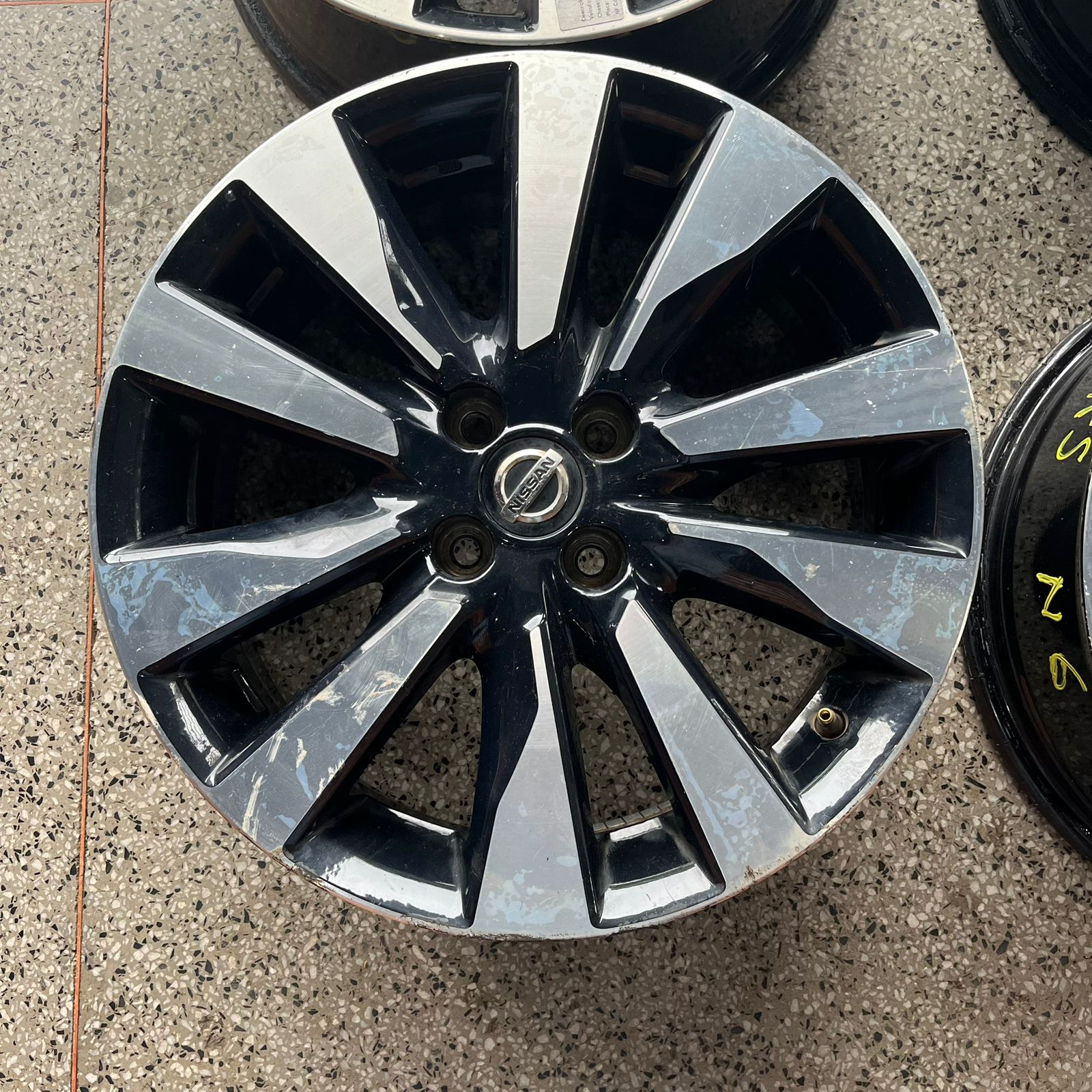 RODAS NISSAN KICKS SV 2020 ARO 17 - CDV - Voese & Voese Peças