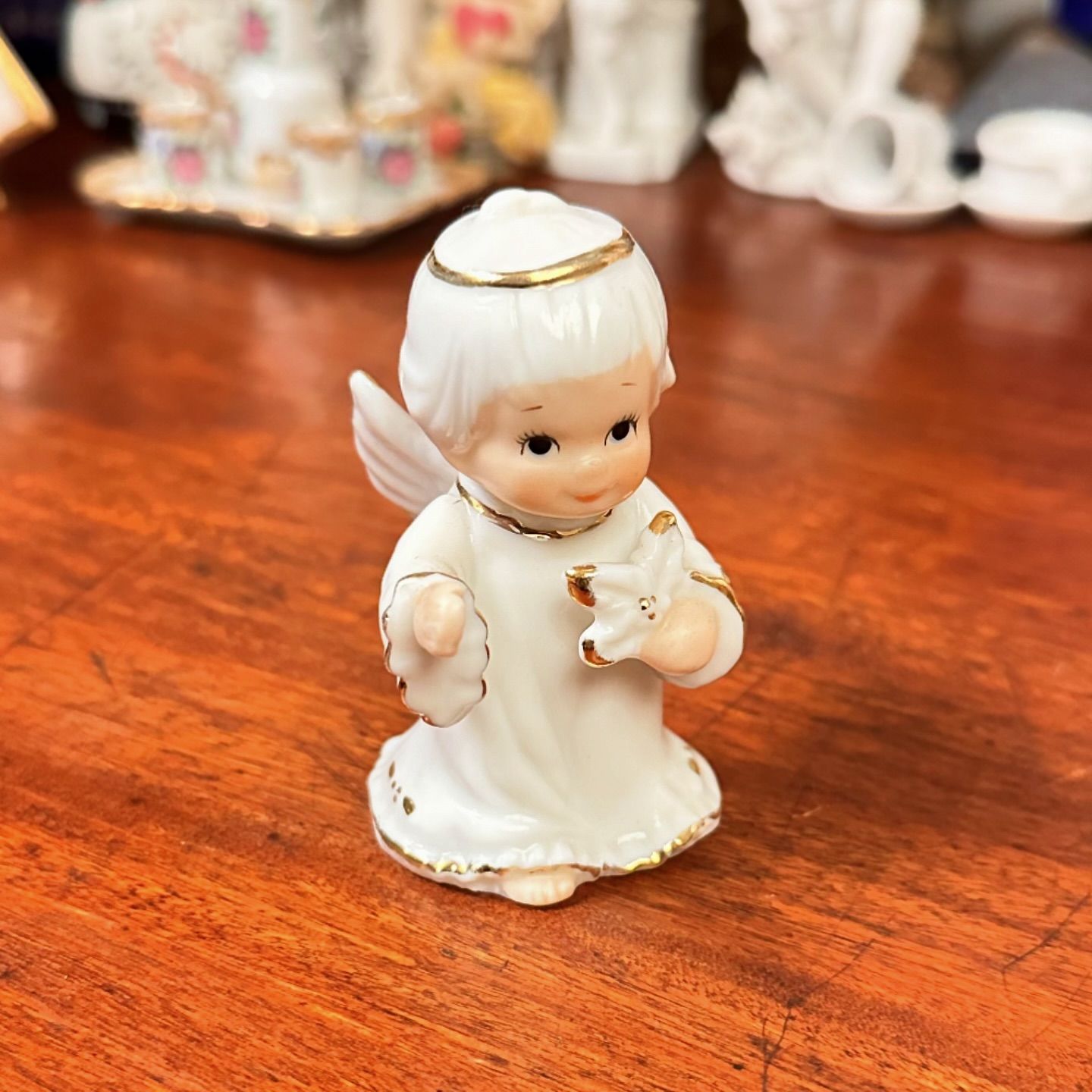 Bibelô Anjinho em porcelana Monti Fiero, Espanha - Dônama Antiquário