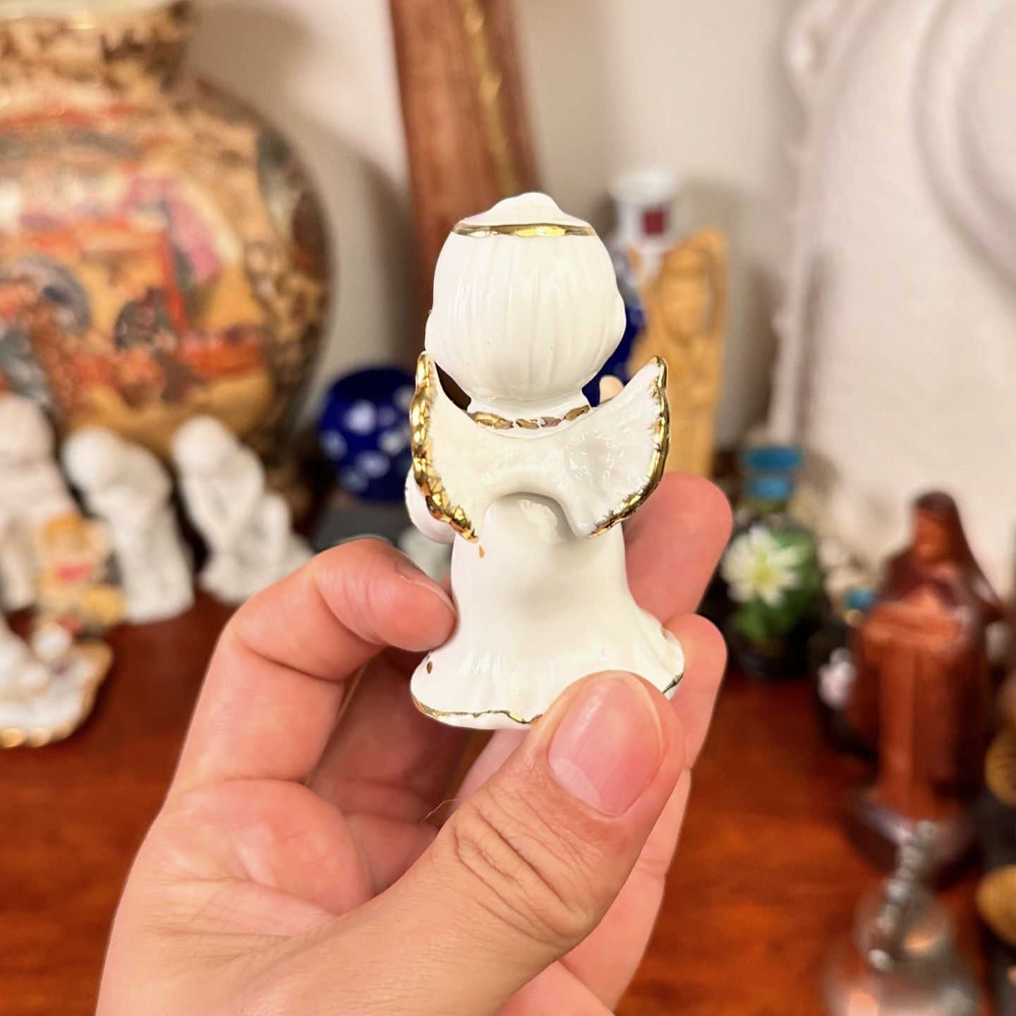 Bibelô Anjinho em porcelana Monti Fiero, Espanha - Dônama Antiquário