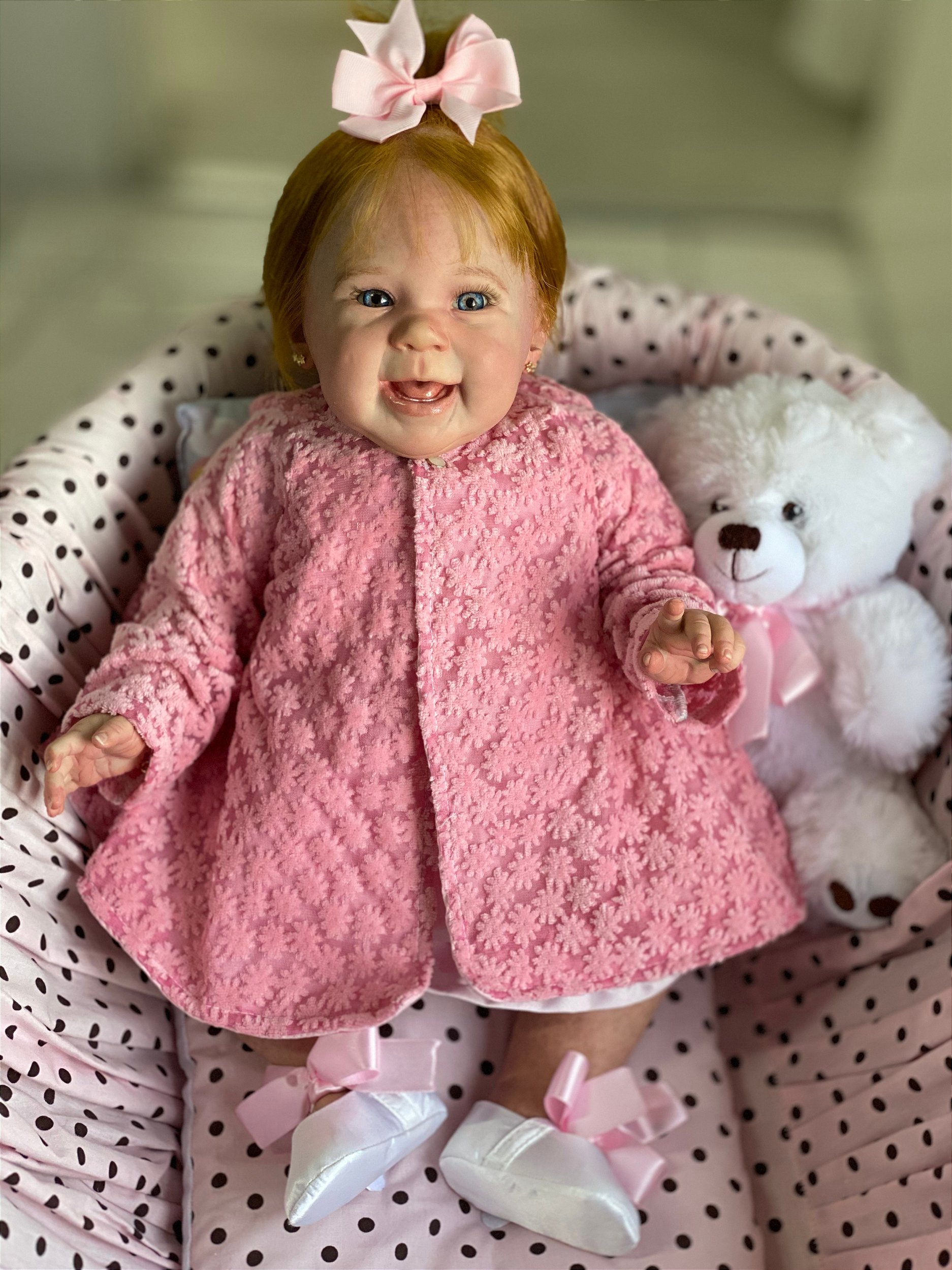 BEBÊ REBORN MEGA REALISTA MARIA FERNANDA TODA EM SILICONE COM ENXOVAL DE  LUXO E BOLSA MATERNIDADE - Maternidade Mundo Baby Reborn