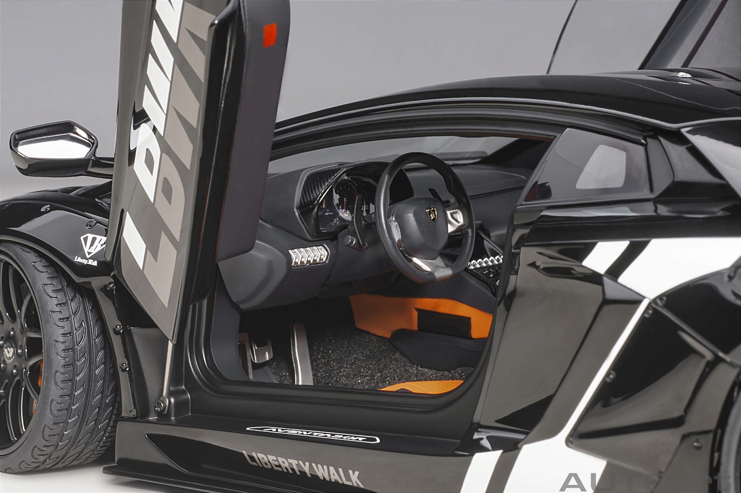 Lamborghini Aventador Limited Edition LB-Works 1:18 Autoart