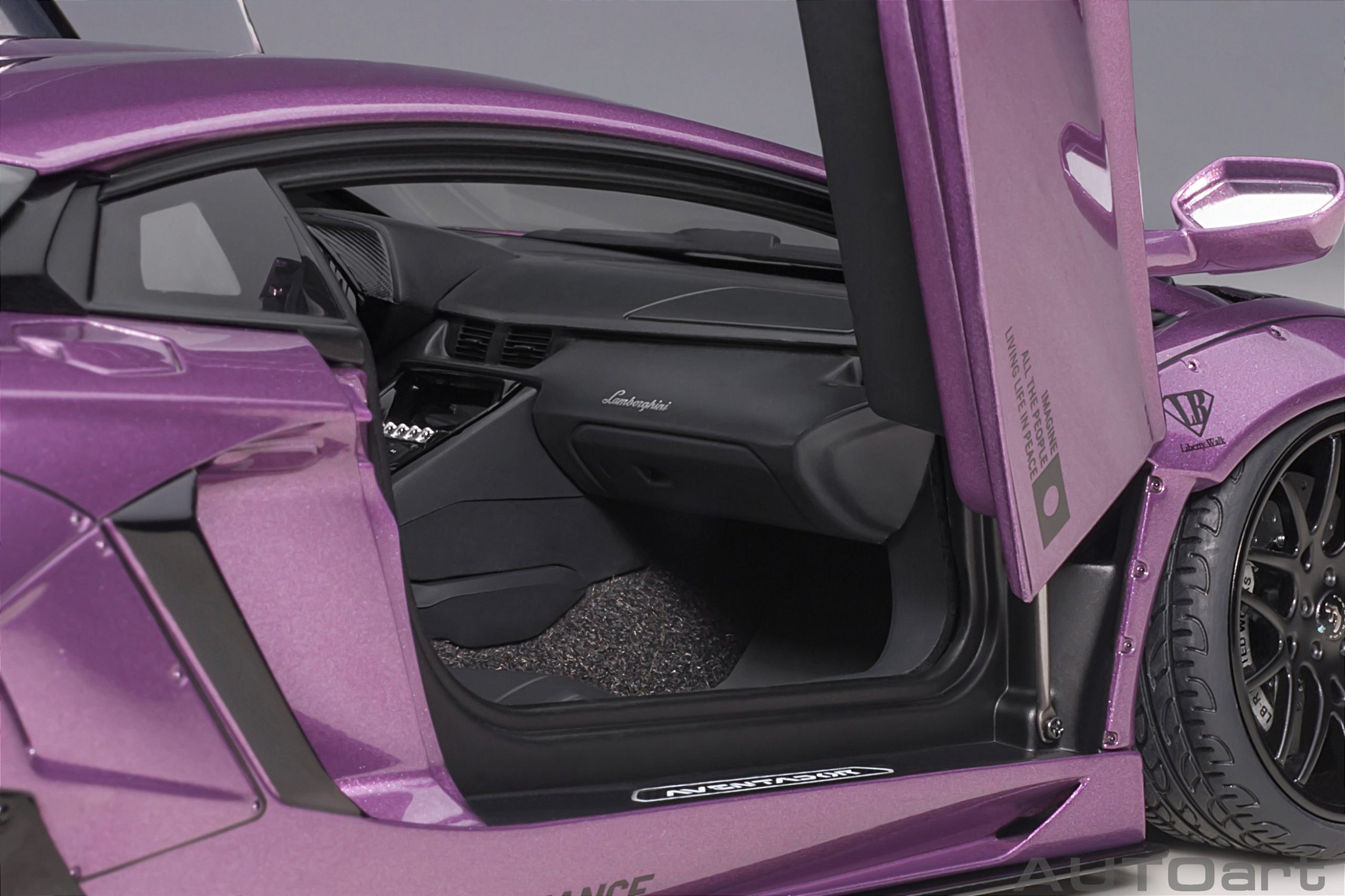 Lamborghini Aventador Limited Edition LB-Works 1:18 Autoart