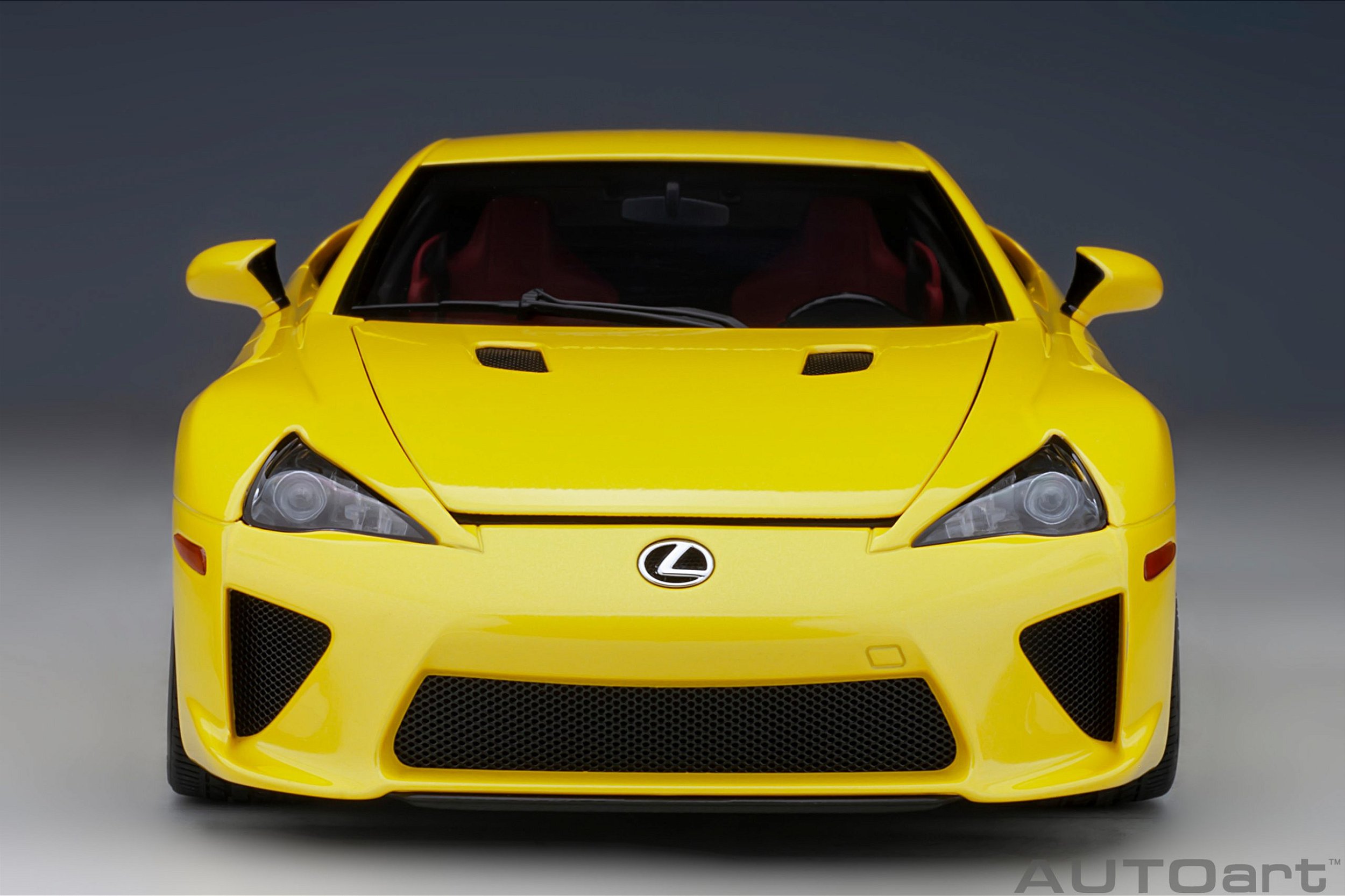 Lexus LFA 1:18 Autoart Amarelo - 19 anos! Loja on-line de