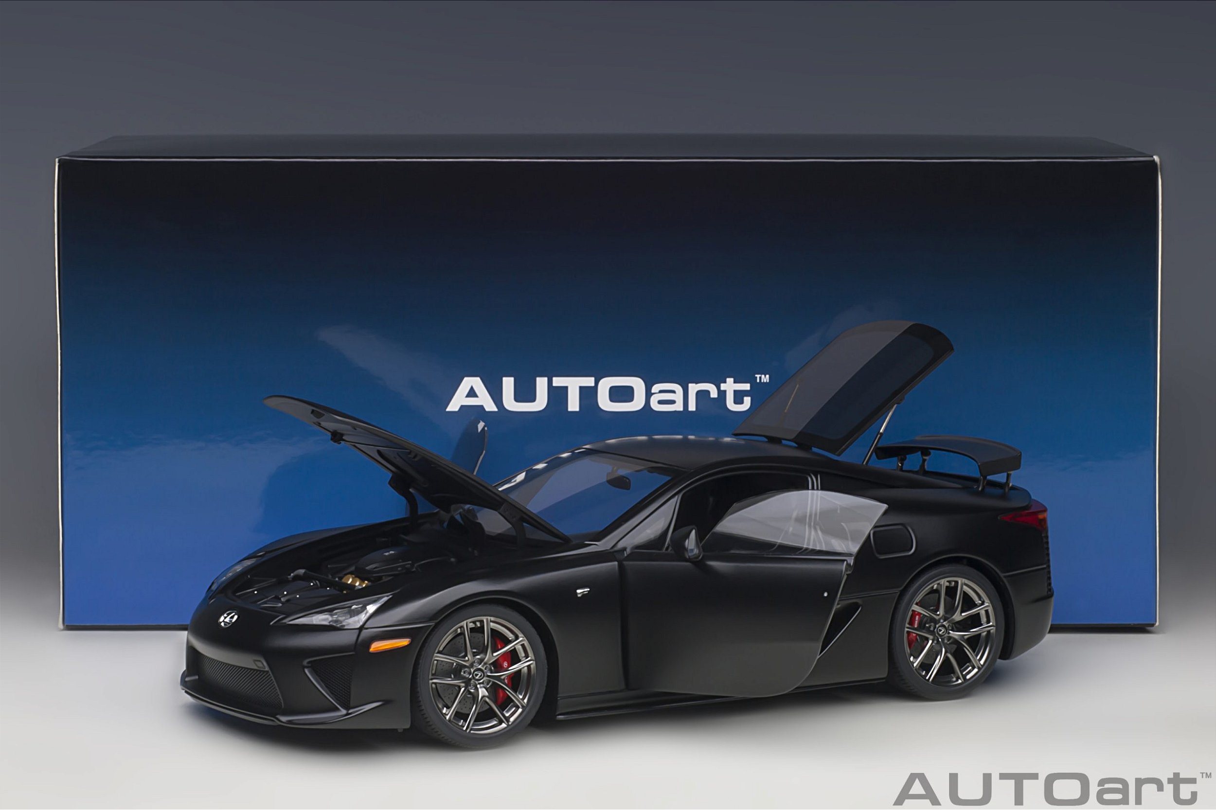 ミニカー AUTOart 1/18 LFA nur ミニカー AUTOart 1/18 LFA nur Autoart 1/18 Scale Diecast
