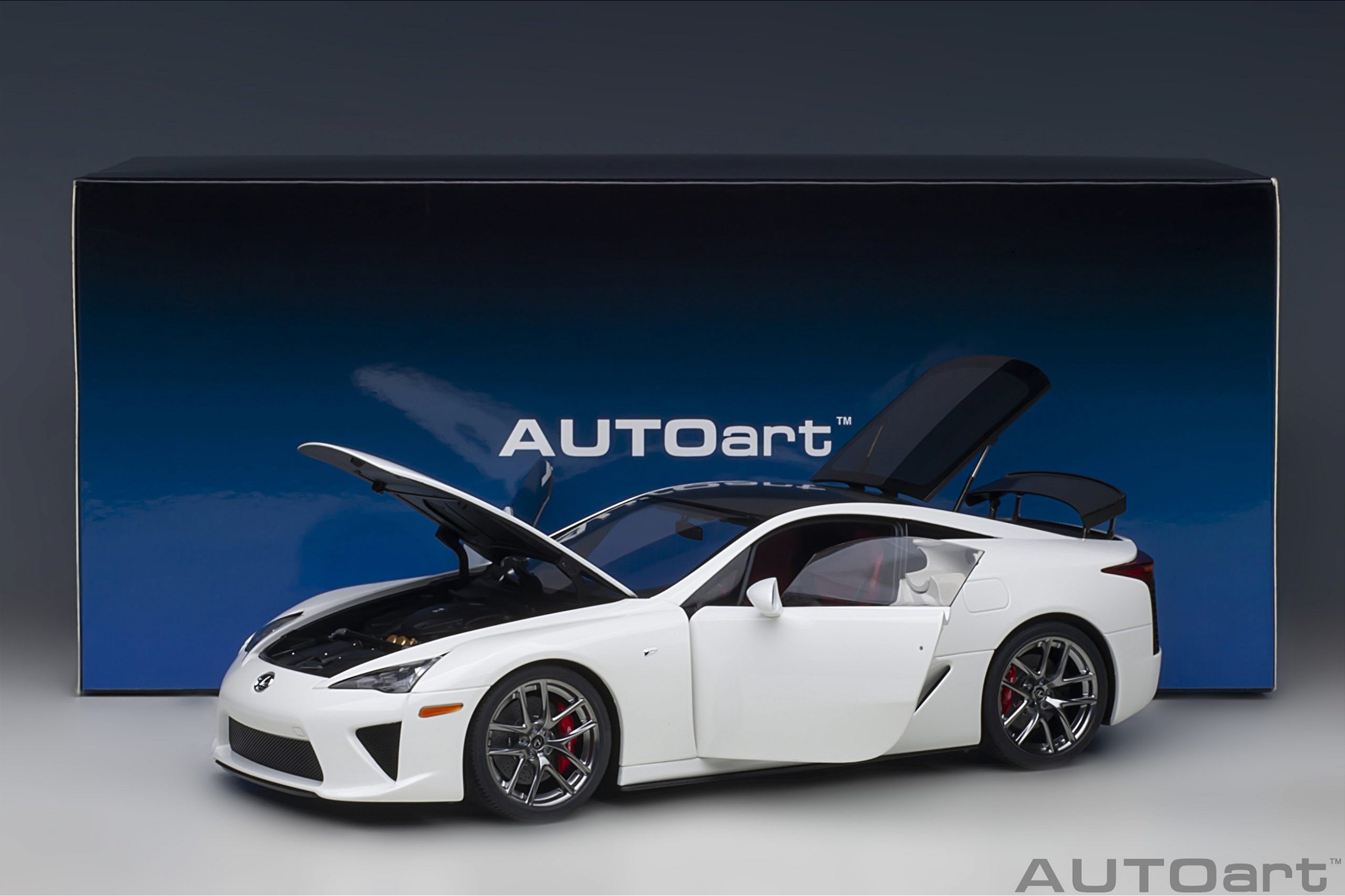 Lexus LFA 1:18 Autoart Branco - 19 anos! Loja on-line de