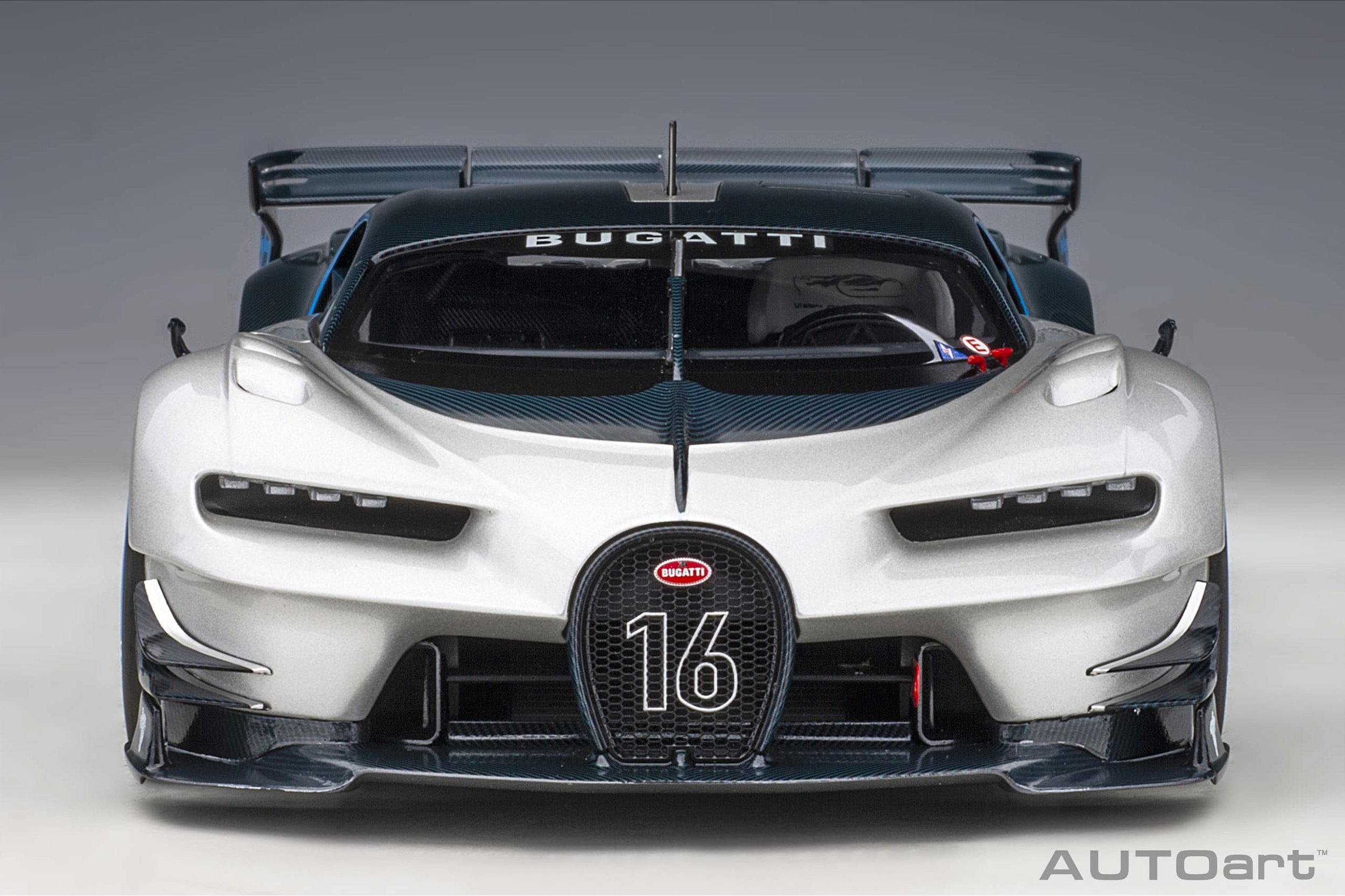 1/18 オートアート Bugatti Vision GTスケール ミニカー 1/18 オート