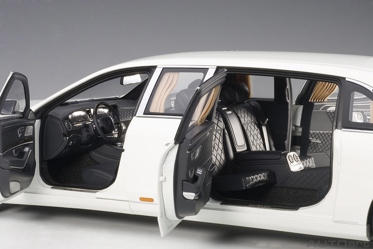 ミニカー AUTOart Mercedes Pullman s600 Mercedes Benz Maybach S600 Pullman 1:18 Autoart Branco - 20 anos