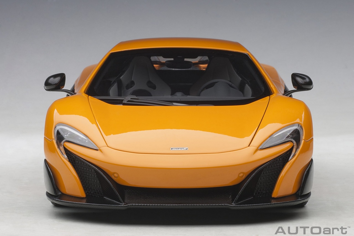 McLaren 675LT Autoart 1:18 Laranja - 20 anos! Loja on-line de