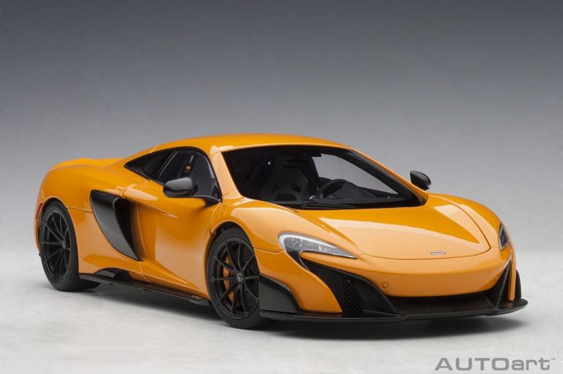 Mclaren 1/18 オートアート 675LT マクラーレン AUTOart オートアート chicane 2016 LT 675 McLaren 1/18 AUTOart セール品 ミニカー