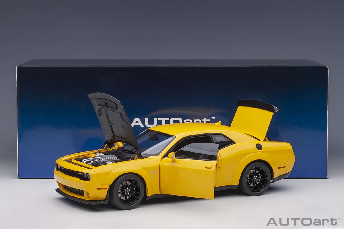 Dodge Challenger SRT Hellcat Widebody 2018 1:18 Autoart Amarelo