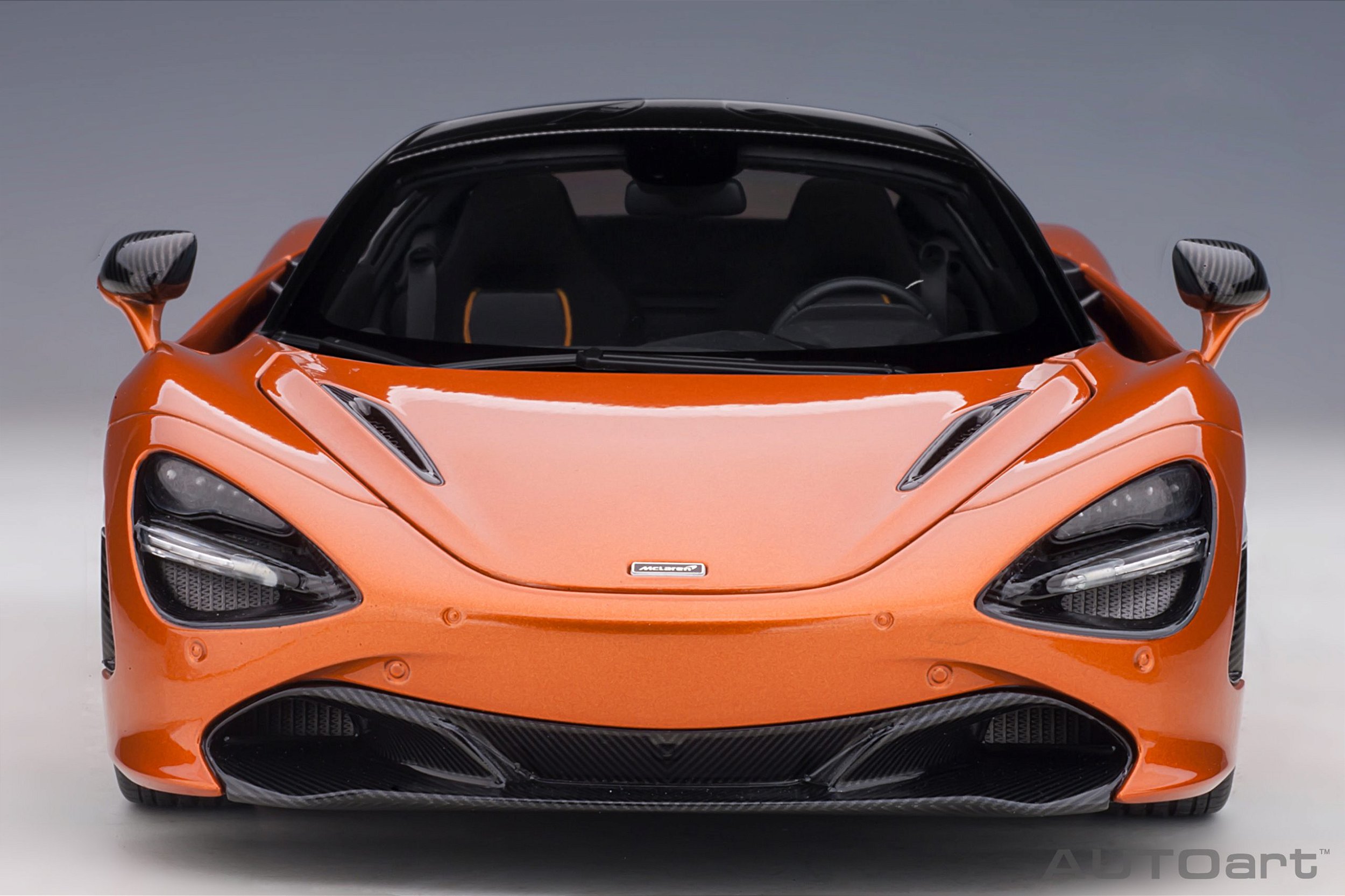 McLaren 720S 1:18 Autoart Laranja - 20 anos! Loja on-line de