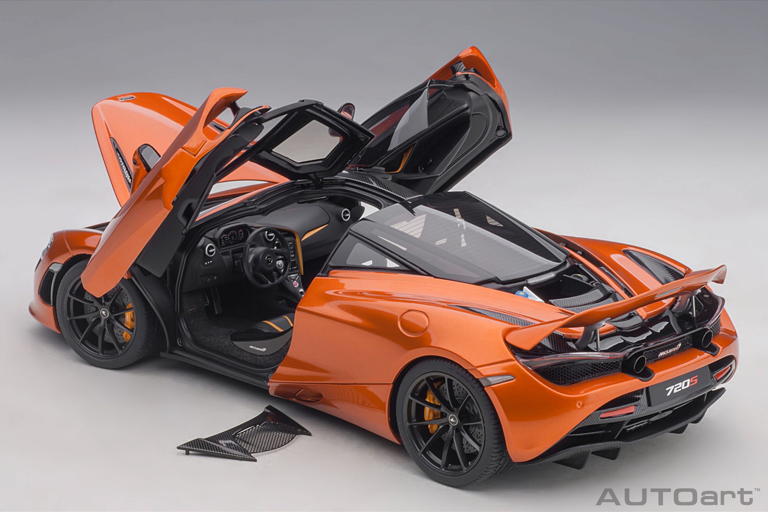 McLaren 720S 1:18 Autoart Laranja - 20 anos! Loja on-line de