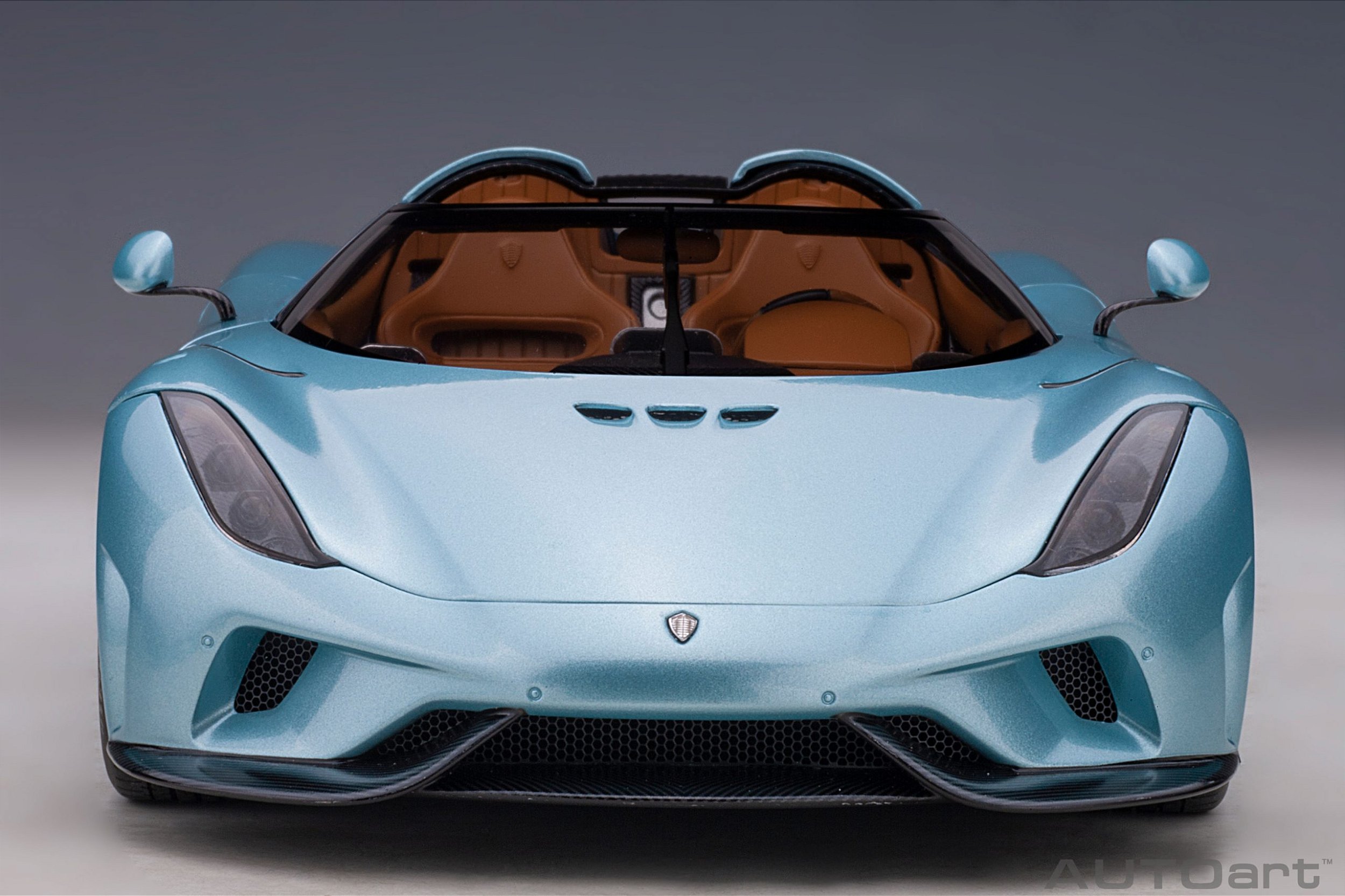 Koenigsegg Regera 1:18 Autoart Azul - 20 anos! Loja on-line de
