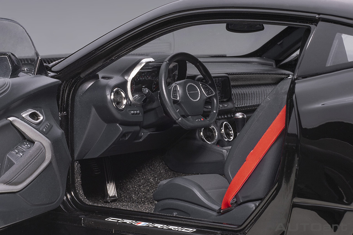 Chevrolet Camaro ZL1 2017 1:18 Autoart Preto - 19 anos! Loja on