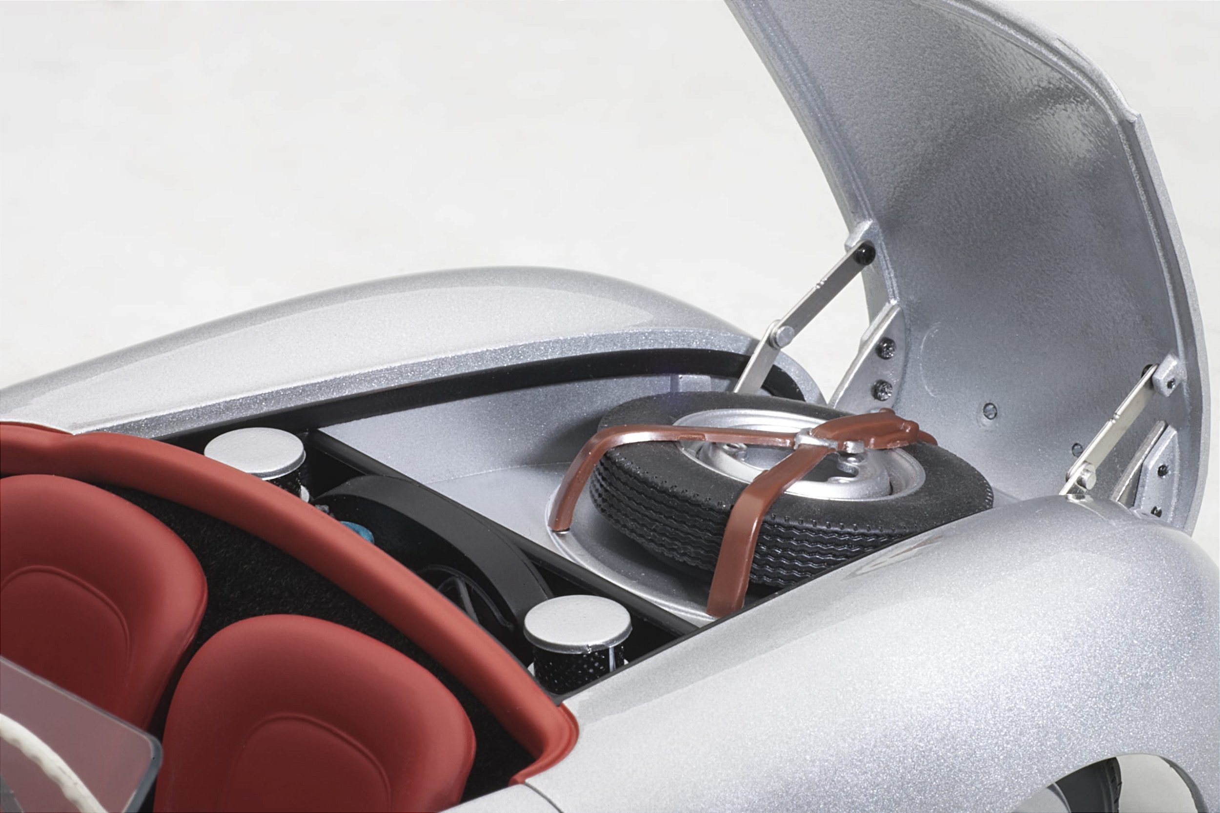 ミニカー Porsche 356 1/18 Autoart Amazon | オートアート(AUTOart) 1/18 ポルシェ 356 No.1 シルバー