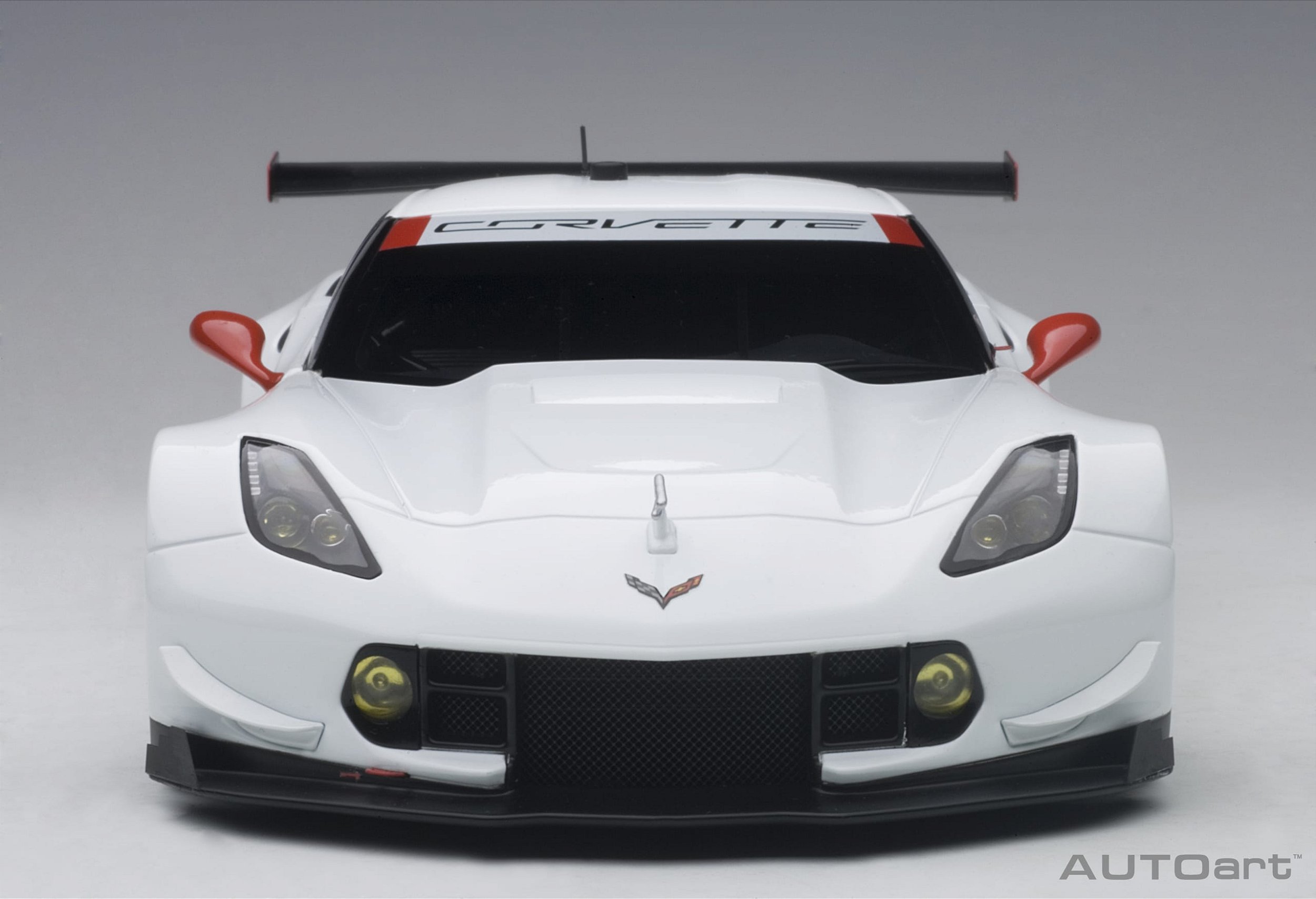 Corvette C7 R 1:18 Branco Autoart - 19 anos! Loja on-line de