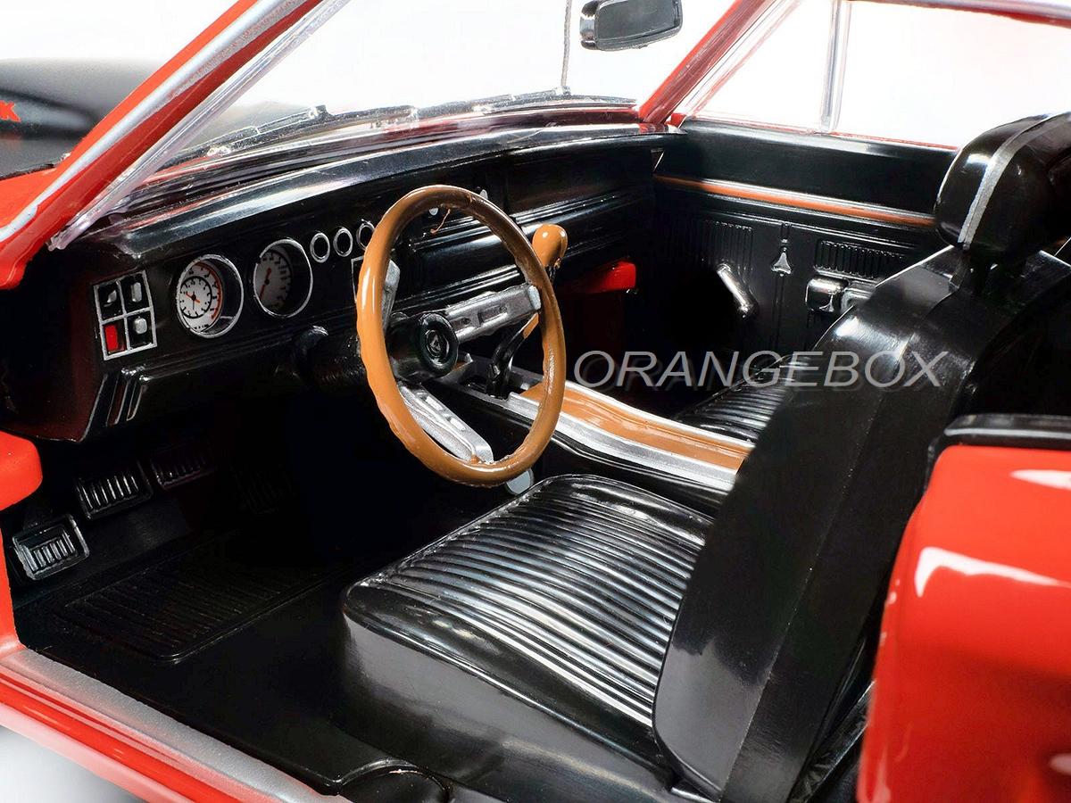 Dodge Super Bee Hardtop 1969.5 (MCACN) Autoworld 1:18 - 20 anos