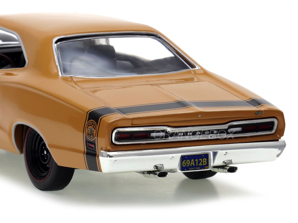 Dodge Coronet Super Bee Hardtop 1969/5 Class of 1969 1:18
