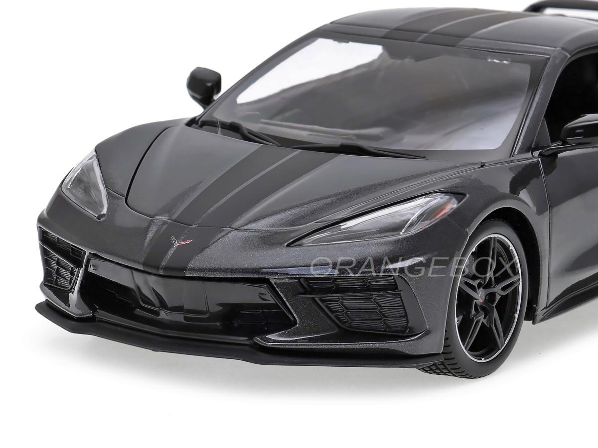 Chevrolet Corvette Stingray Coupe 2020 1:18 Maisto Cinza - 19 anos