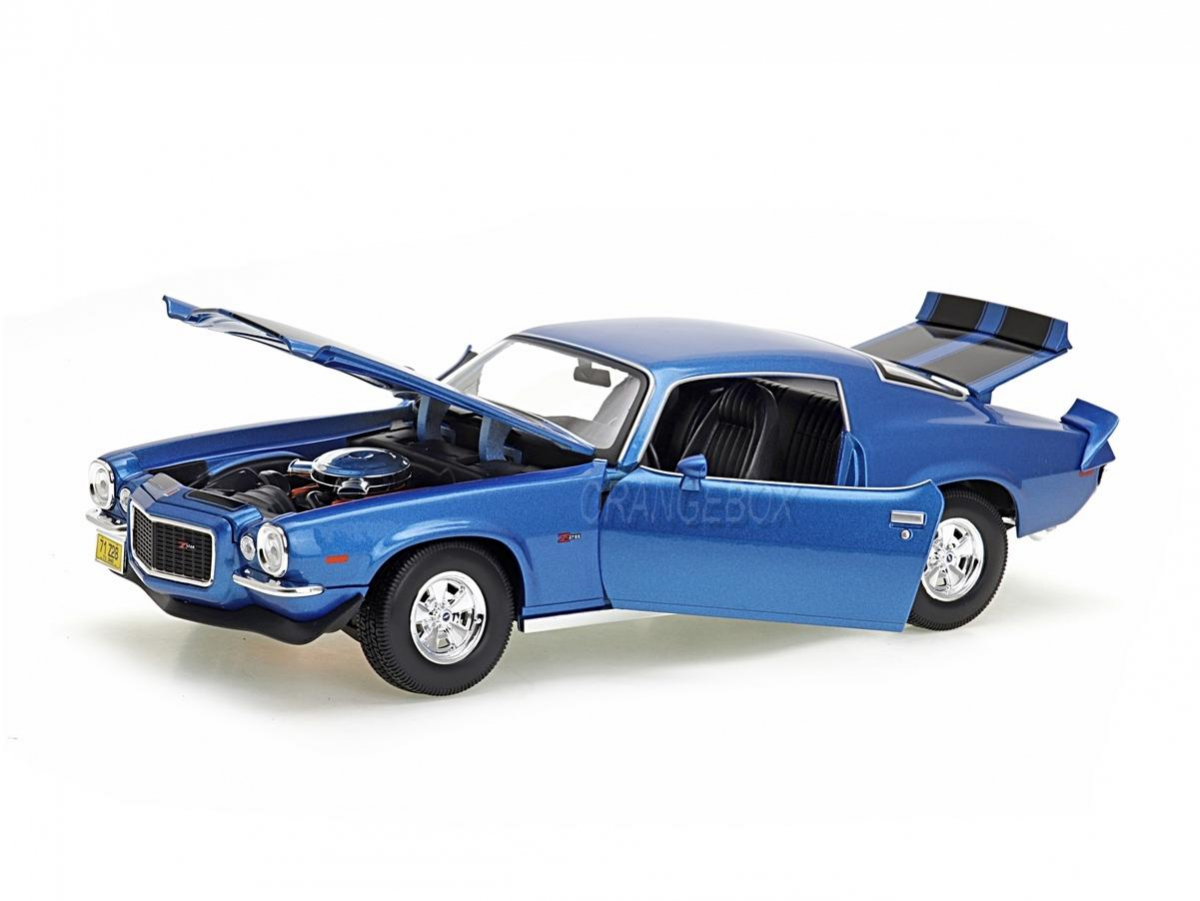 Chevrolet Camaro 1971 1:18 Maisto Azul - 20 anos! Loja on-line de