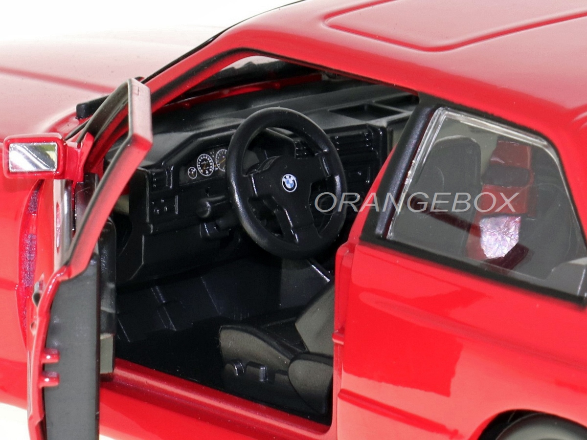 BMW M3 (E30) 1988 Bburago 1:24 Vermelho - 20 anos! Loja on-line de