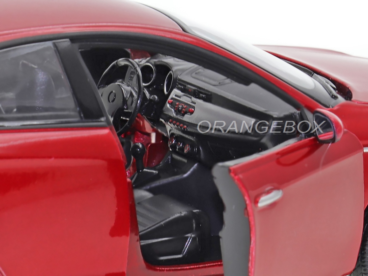 Alfa Romeo Giulietta Bburago 1:24 Vermelho - 20 anos! Loja on-line
