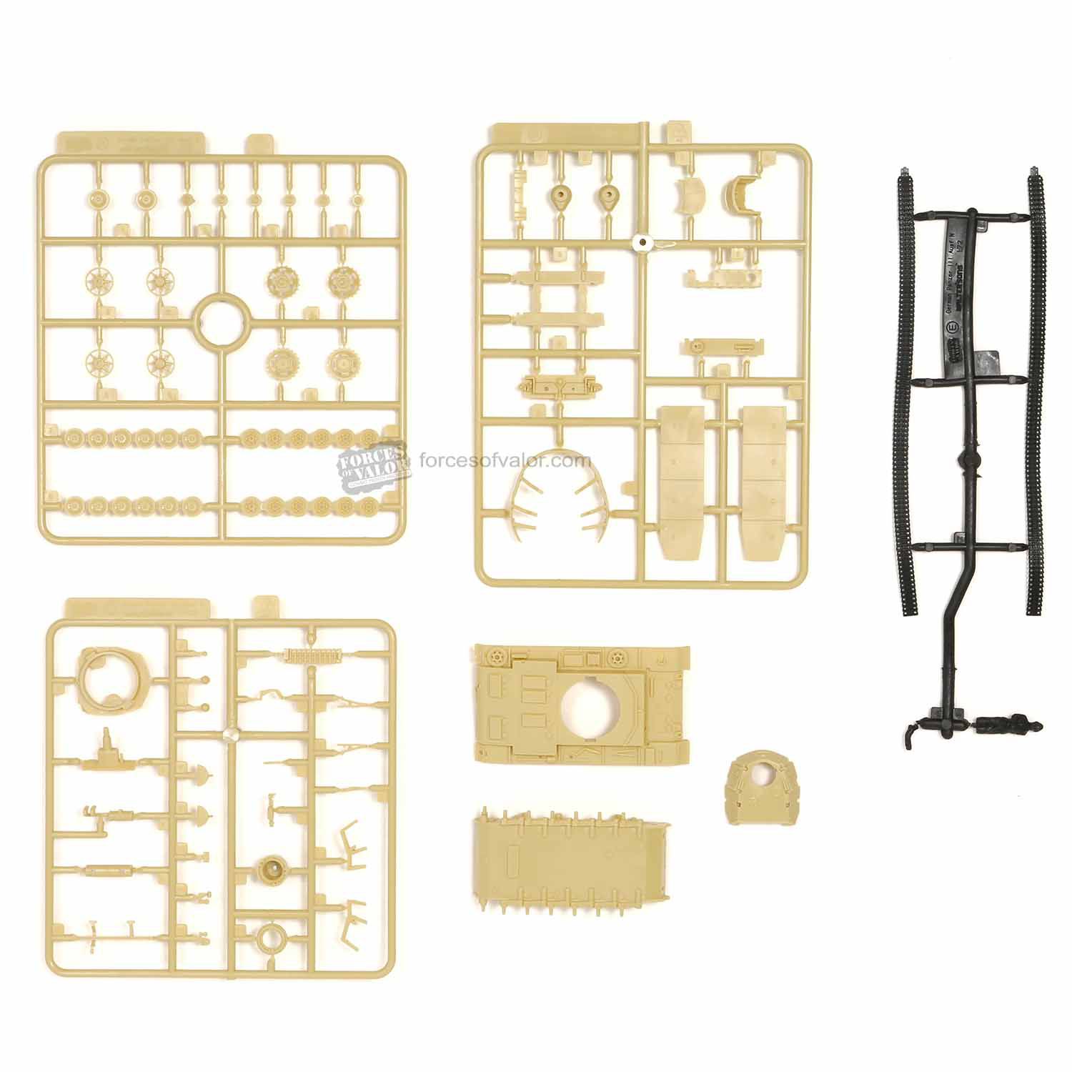 Model Kit Tanque German Panzer III Ausf. N (Kursk 1943) 1:72