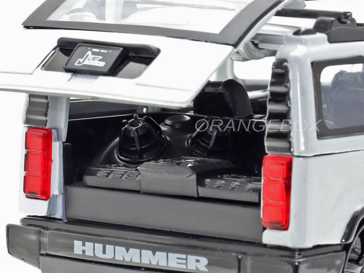 Hummer H2 Just Trucks Jada Toys 1:24 + Estante com Rodas - 20 anos