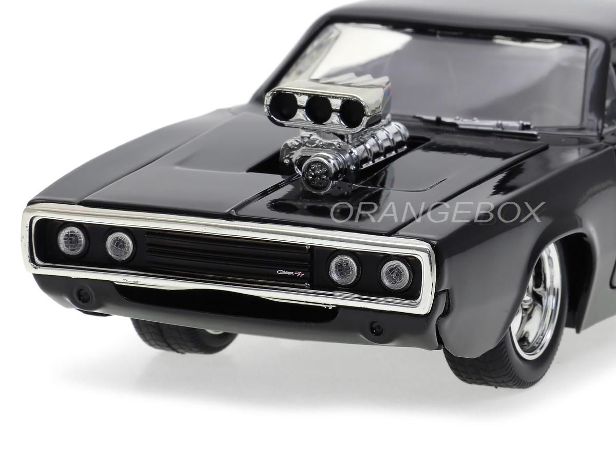 ミニカー FAST& FURIOUS 1970 DODGE CHARGER 1/18 1970 Dodge Charger Artisan Collection Fast & Furious 1/18