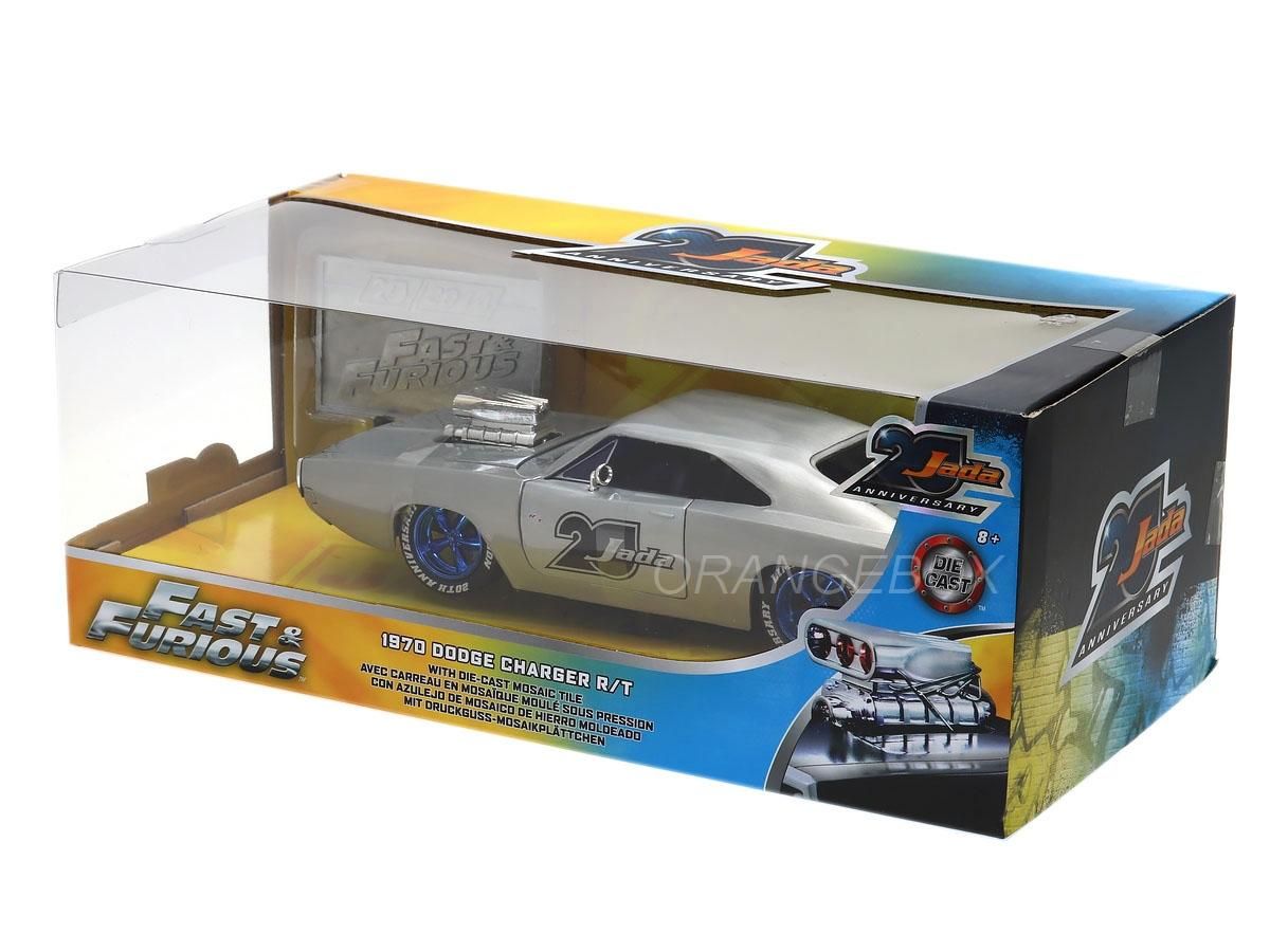Dodge Charger R/T 1970 Velozes e Furiosos 7 Jada Toys 1:24 Edição