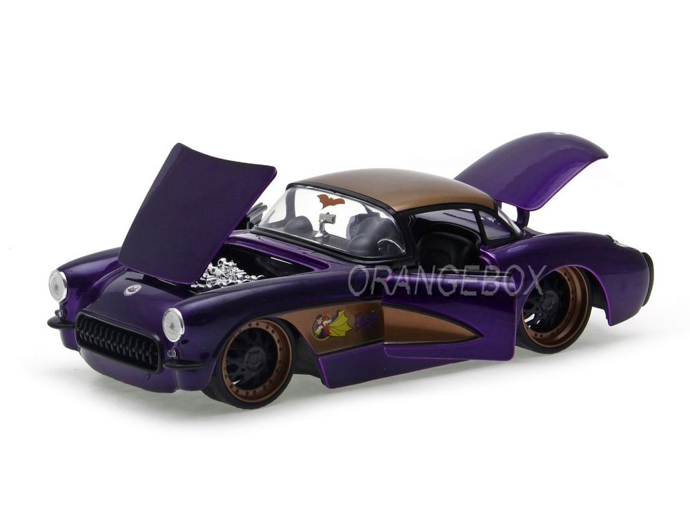 Modèle Voiture 1:24 Chevy Corvette 1957 Avec Figurine Batgirl - Moulé Sous Pression, Pneus Caoutchouc - Jada Toys - À Partir De 8 Ans
