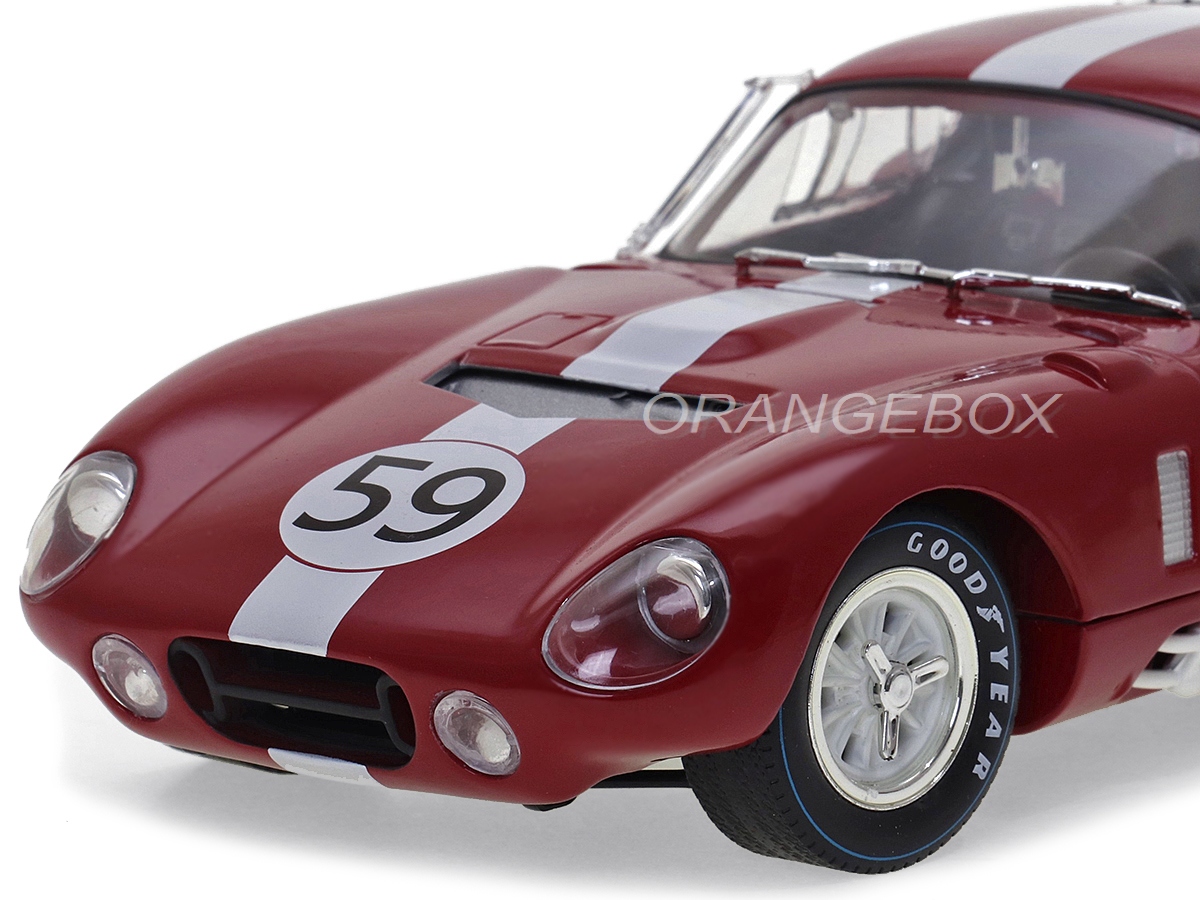 Shelby Cobra Daytona Coupe Le Mans 1965 1:18 CMR - 19 anos! Loja