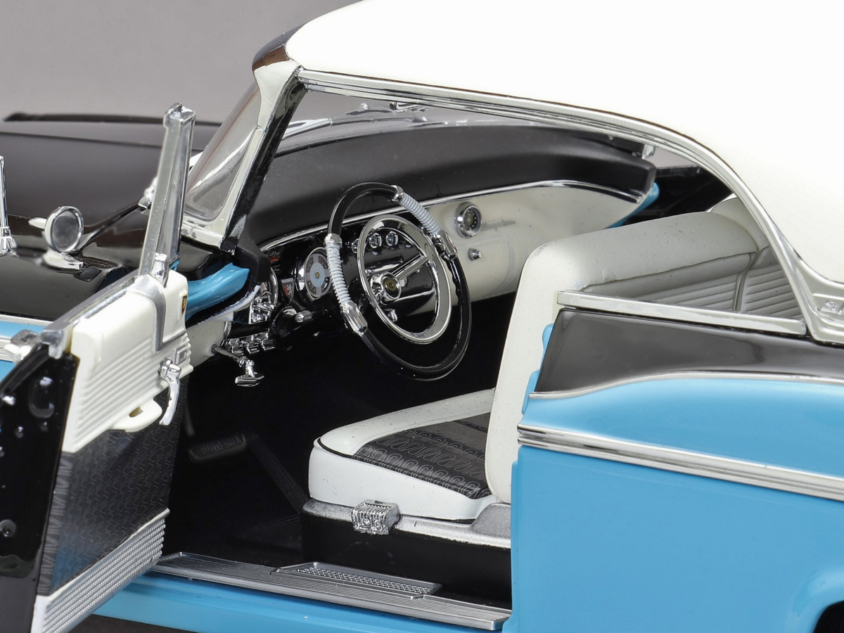 1956 Chrysler New Yorker Is a Rare Time Capsule, Hides Hemi Surprise Under the Hood