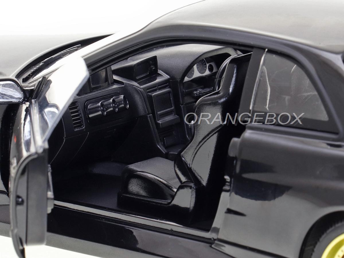 Nissan Skyline GT-R (R34) 1999 1:18 Greenlight Preto - 19 anos