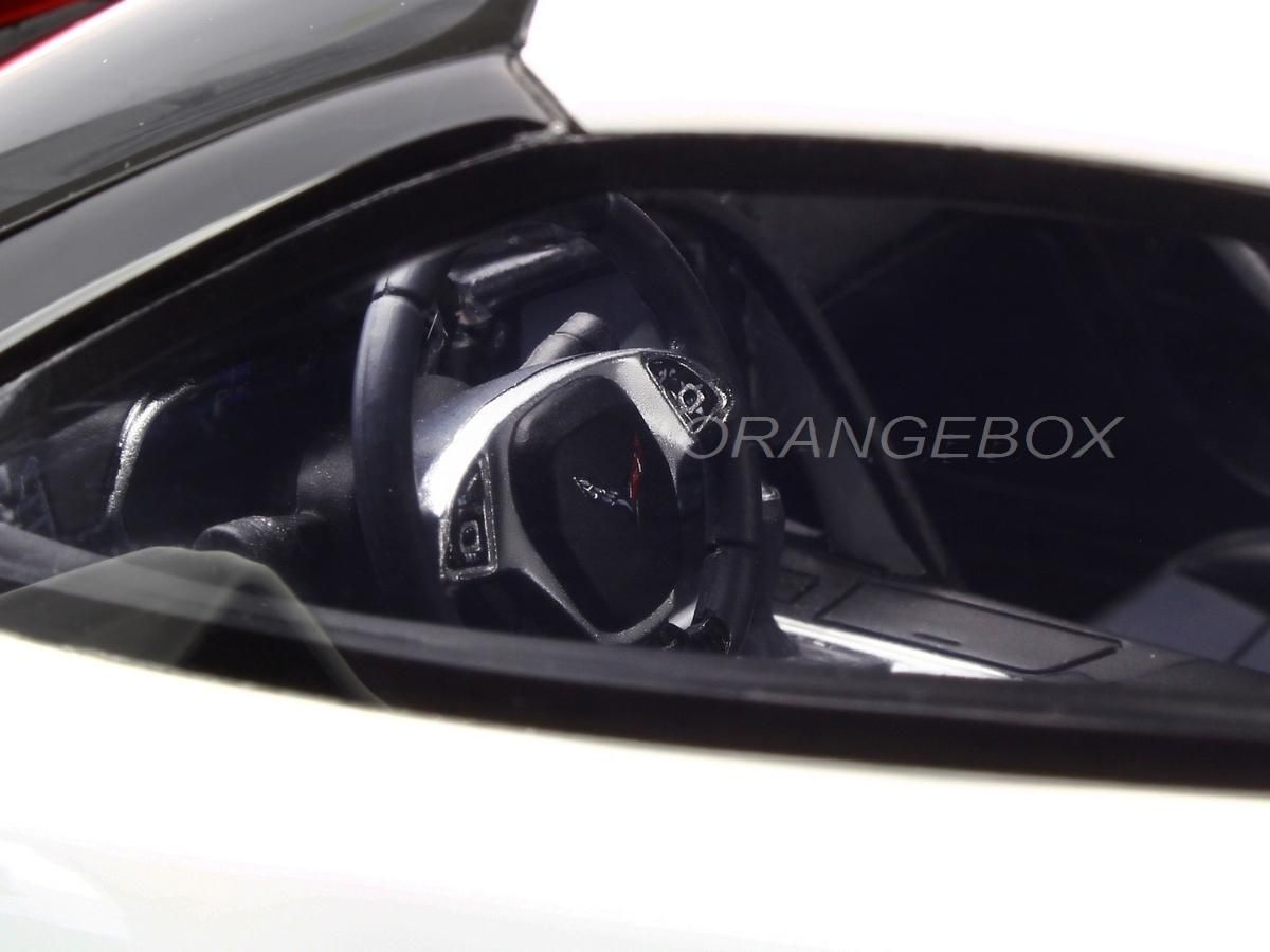 Chevrolet Corvette C7 Z06 2017 1:18 GT Spirit - 20 anos! Loja on