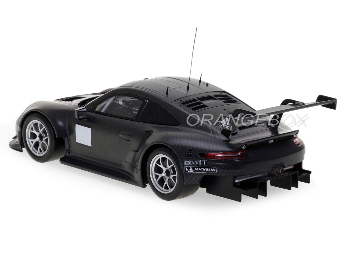 Porsche 911 RSR Pre-Season Test Car 2020 1:18 Ixo Models - 19 anos